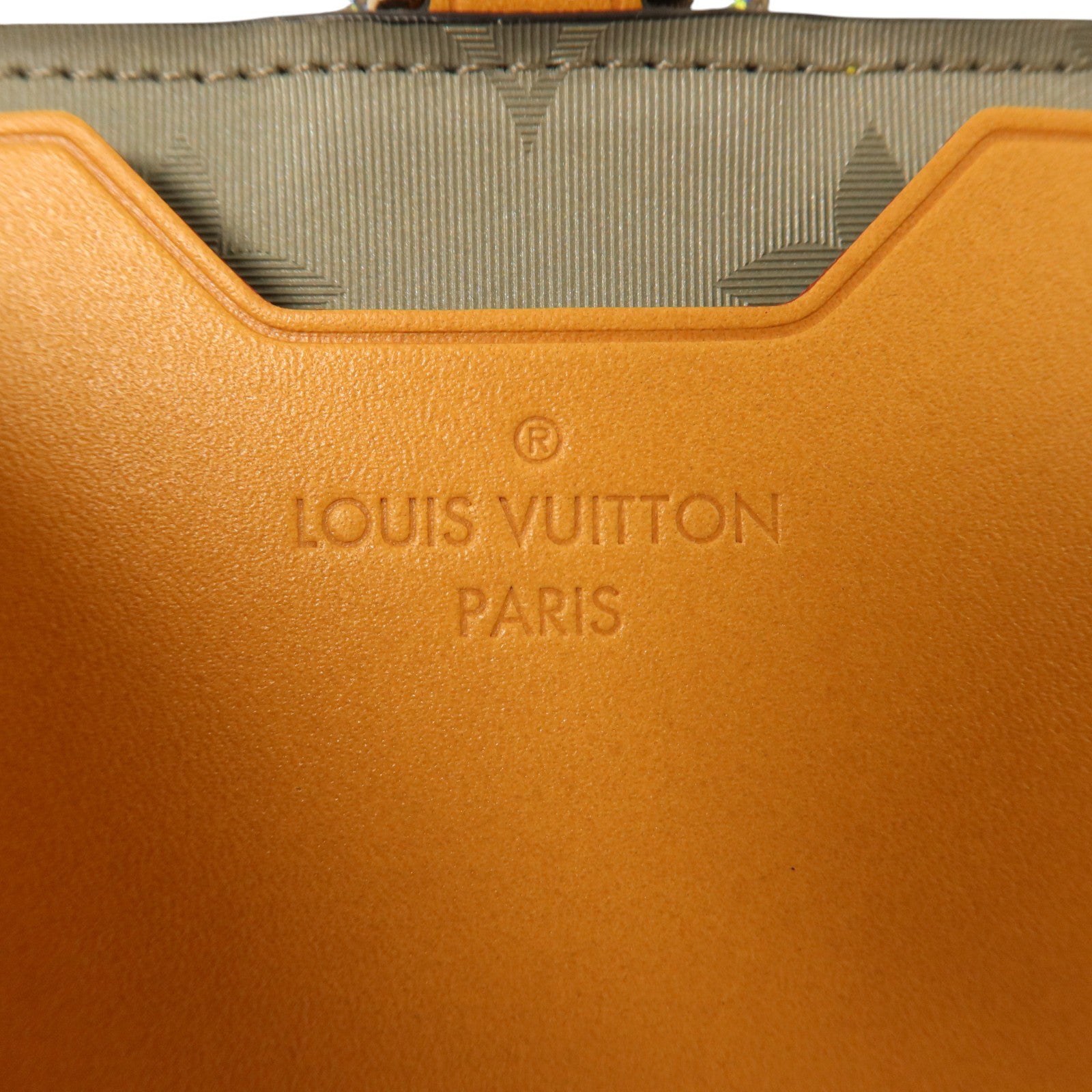 LOUIS VUITTON Monogram Titanium Cosmos Id Holder Necklace Card Wallet卡片套