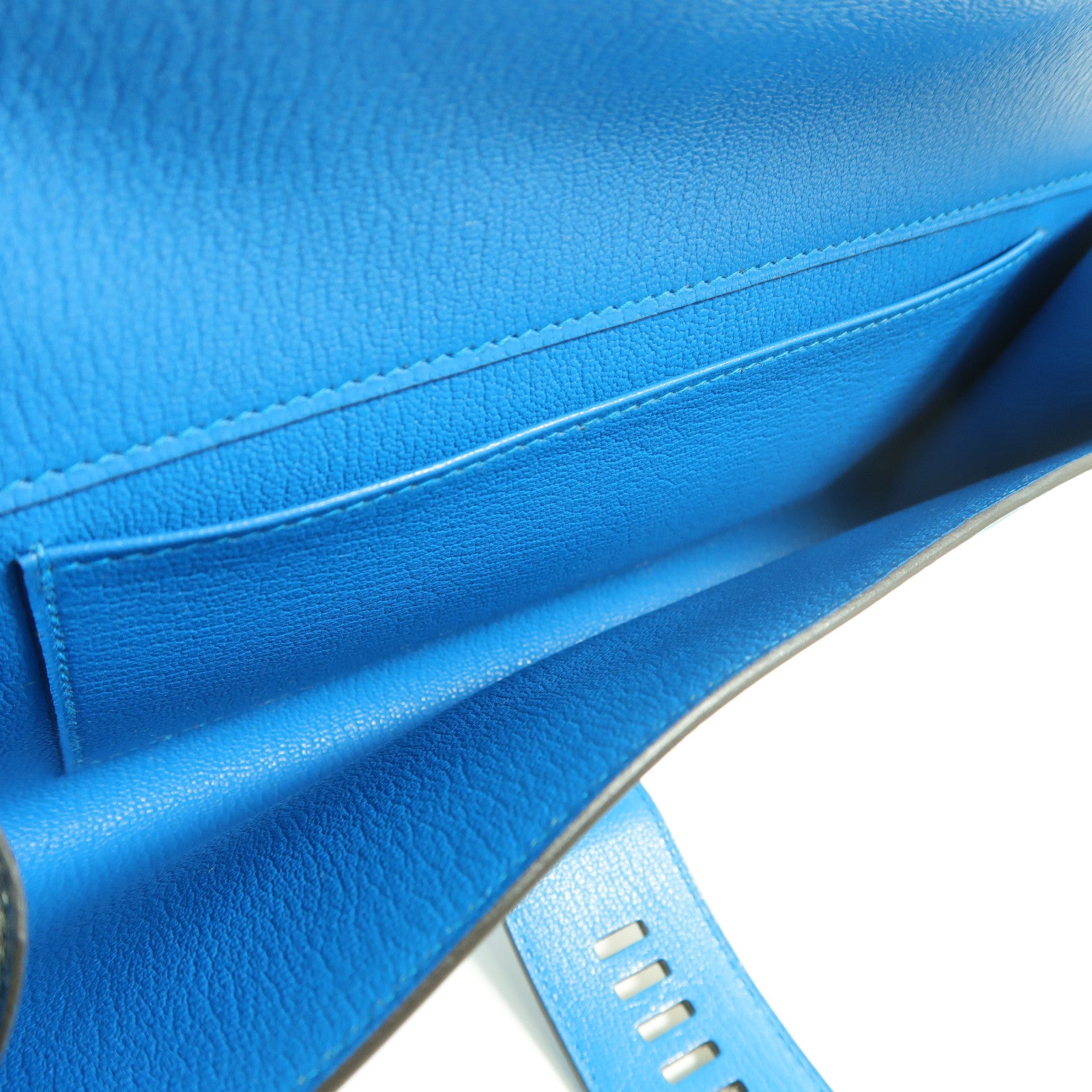 HERMES Chevre皮革Medor Clutch 23手拿包Bleu Izmir