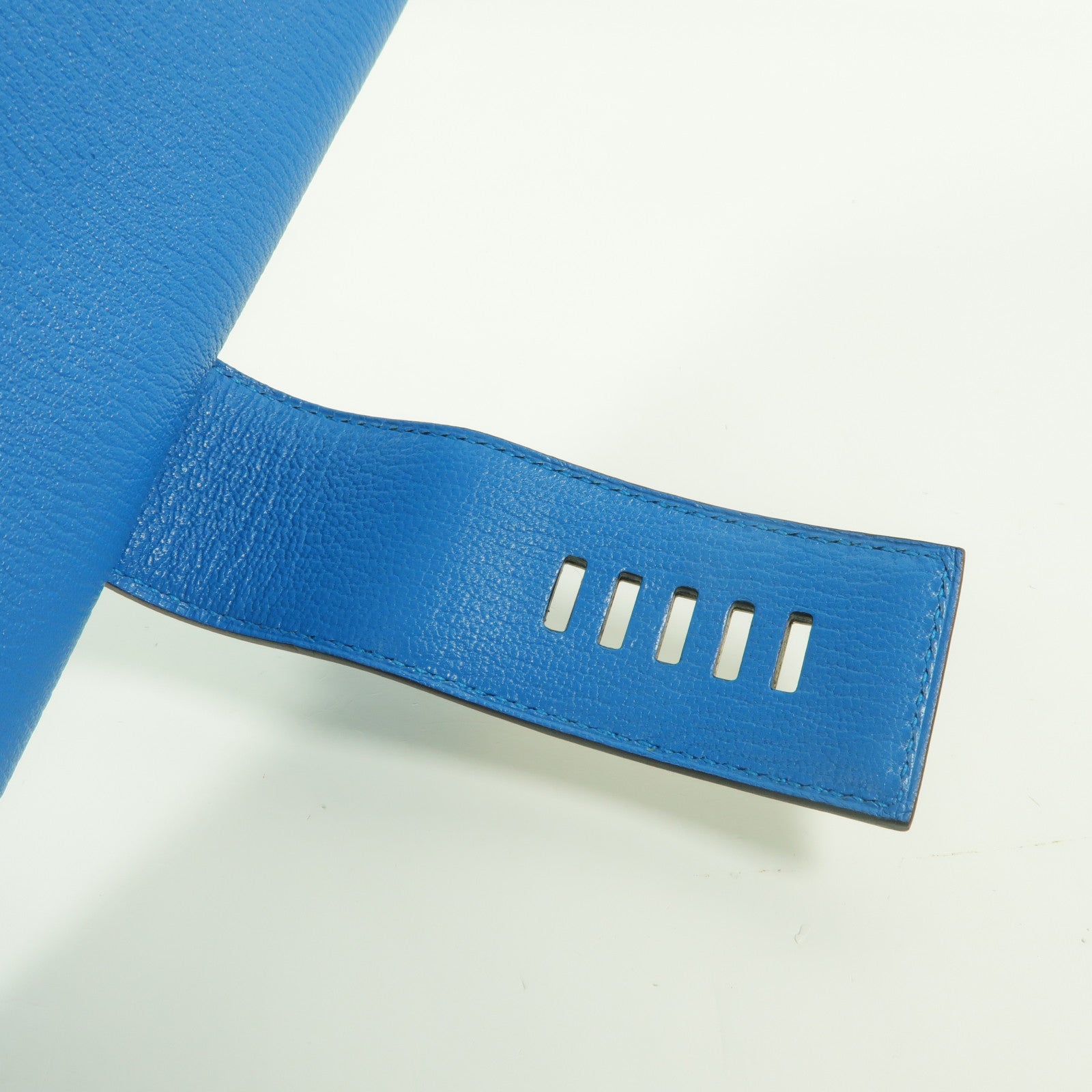 HERMES Chevre皮革Medor Clutch 23手拿包Bleu Izmir