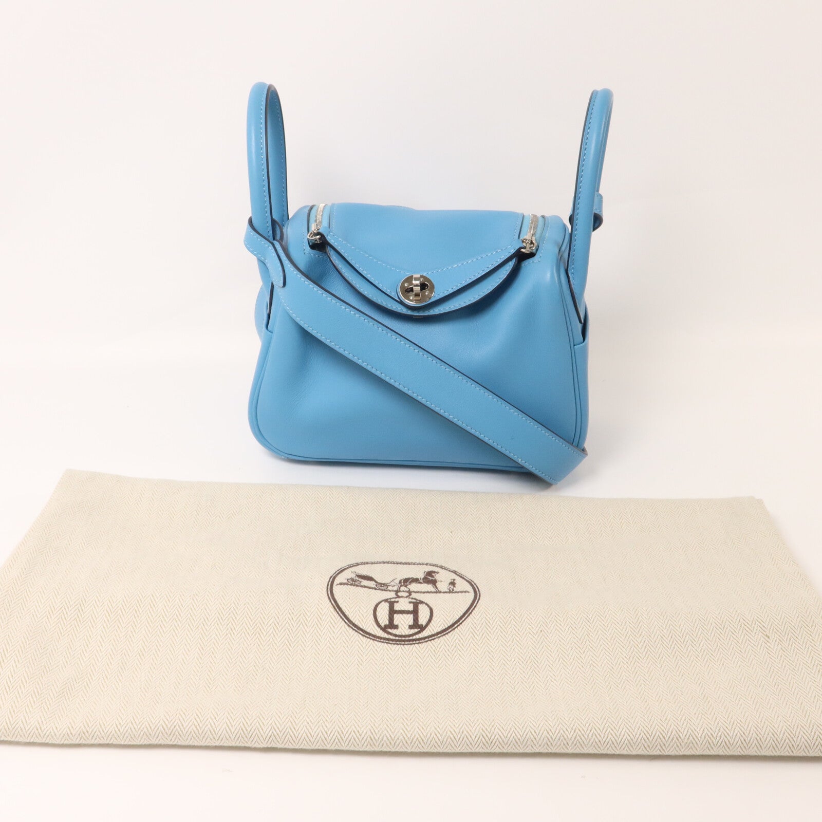 HERMES Swift皮革Mini Lindy金扣手挽肩背兩用袋Bleu Frida