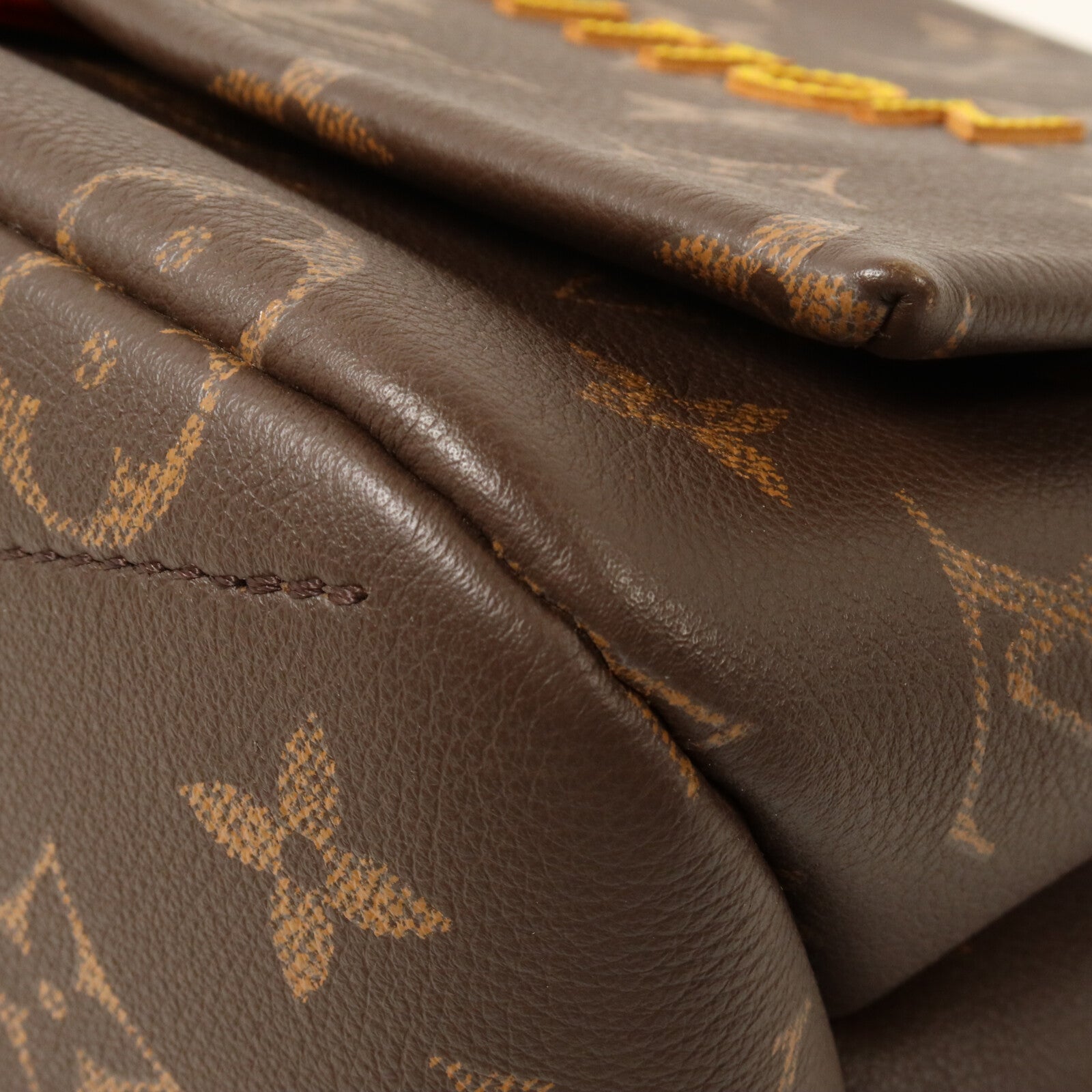 LOUIS VUITTON Monogram Take Out Messenger肩背袋