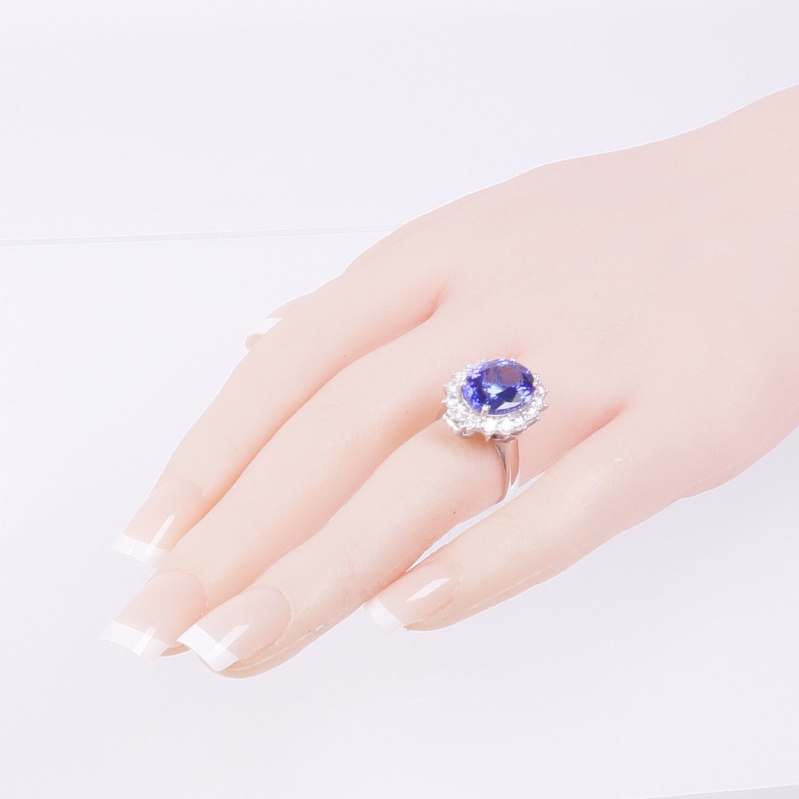 JEWELRY 18K白金Tanzanite Diamond Ring坦桑石/鑽石戒指US#6.75