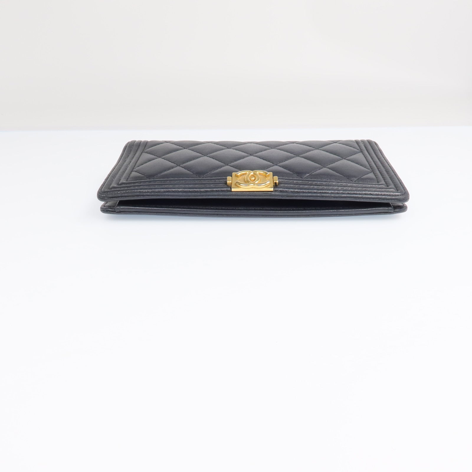 CHANEL 羊皮皮革Boy Long Wallet金扣長錢包