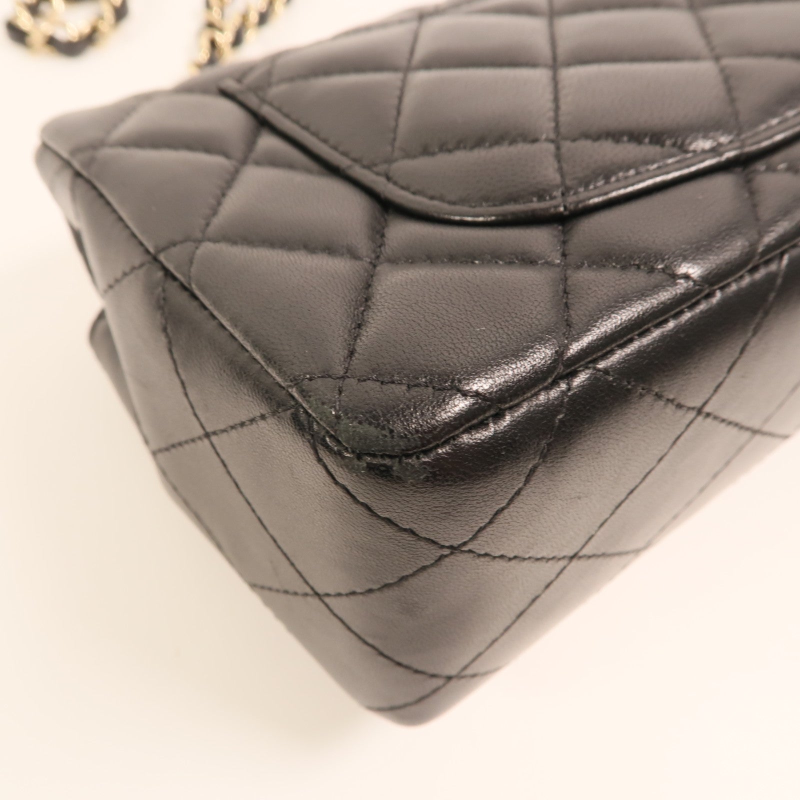 CHANEL 羊皮皮革Classic 20金扣鏈帶肩背袋