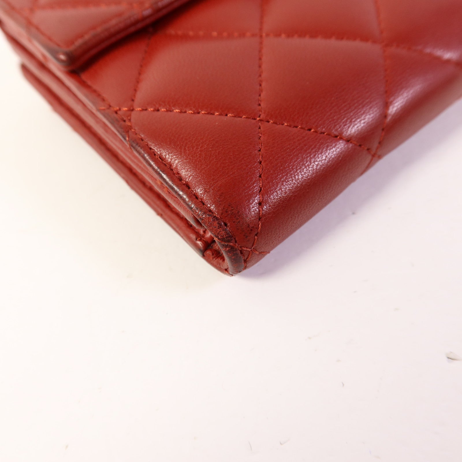 CHANEL 羊皮皮革Bifold Wallet銀扣錢包