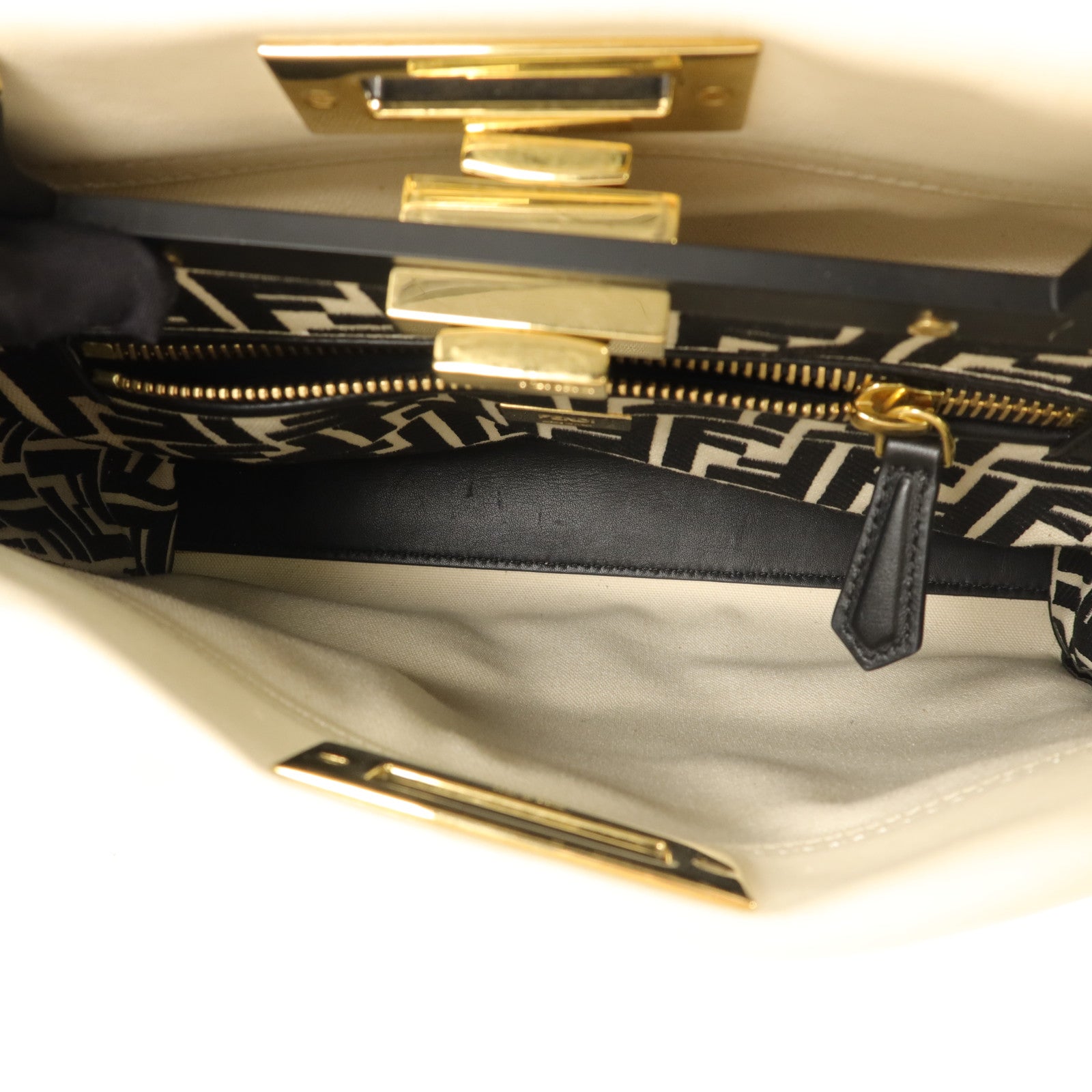 FENDI 牛皮皮革Peekaboo Medium手挽肩背兩用袋