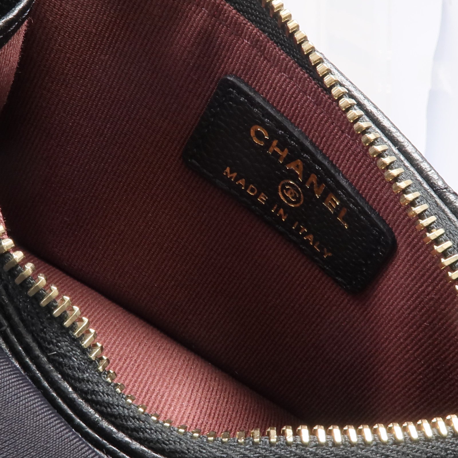 CHANEL 牛皮皮革Classic Zipped Card Holder金扣卡片套