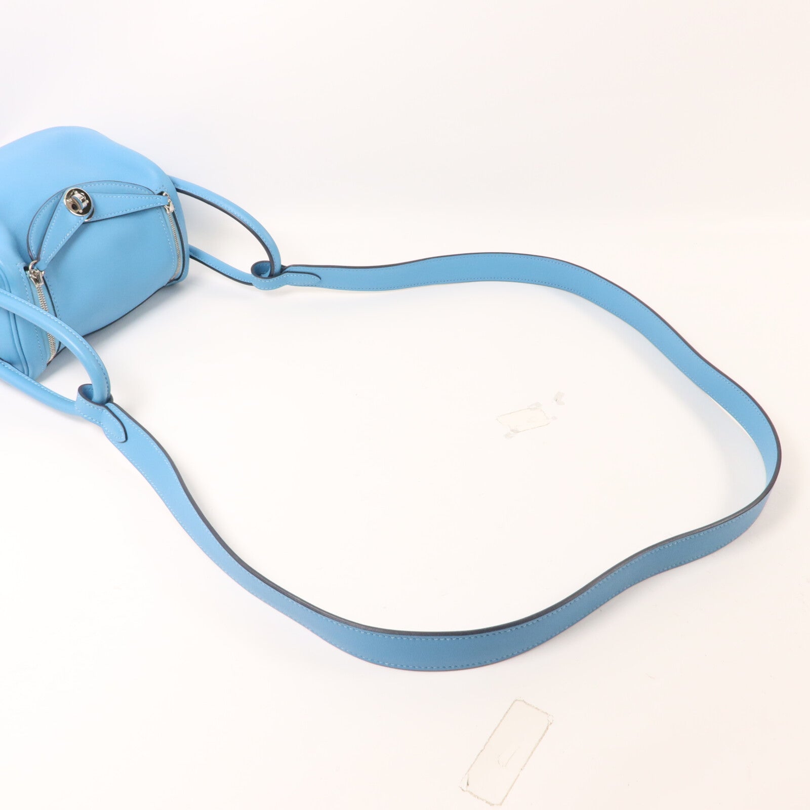 HERMES Swift皮革Mini Lindy金扣手挽肩背兩用袋Bleu Frida