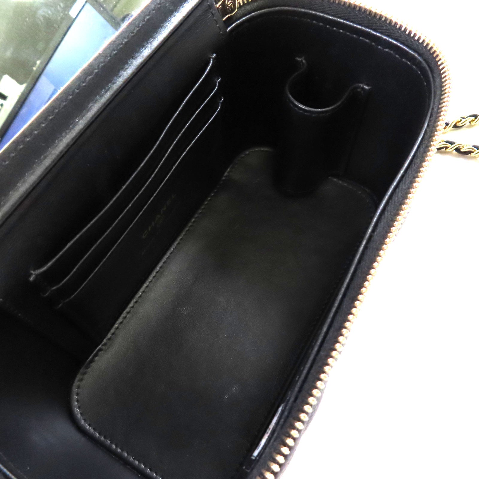 CHANEL 【激減優惠】菱格Caviar皮革Vanity Case Chain Shoulder Bag金扣鏈帶肩背袋黑色