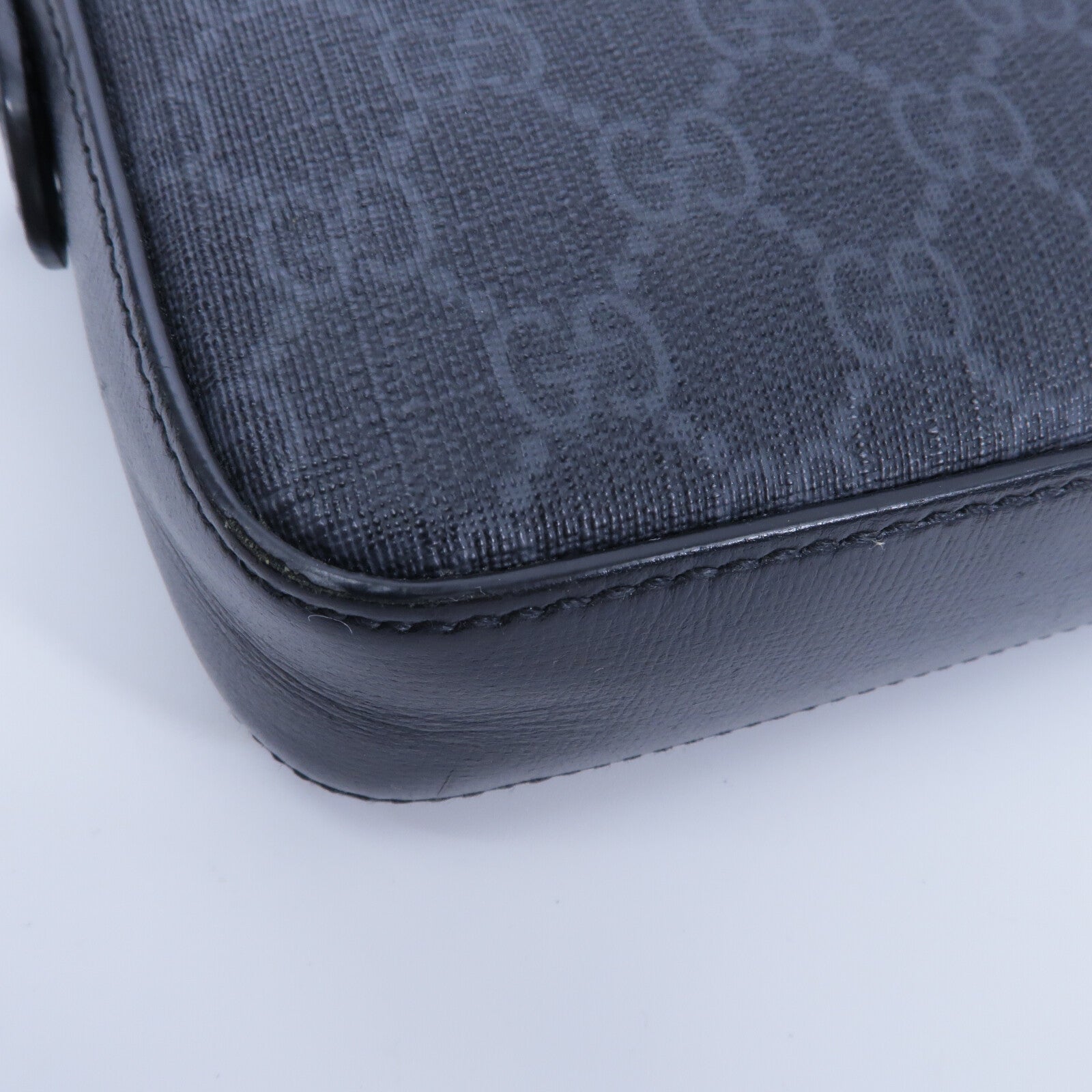 GUCCI 塗層帆布GG Supreme Shoulder Bag肩背袋