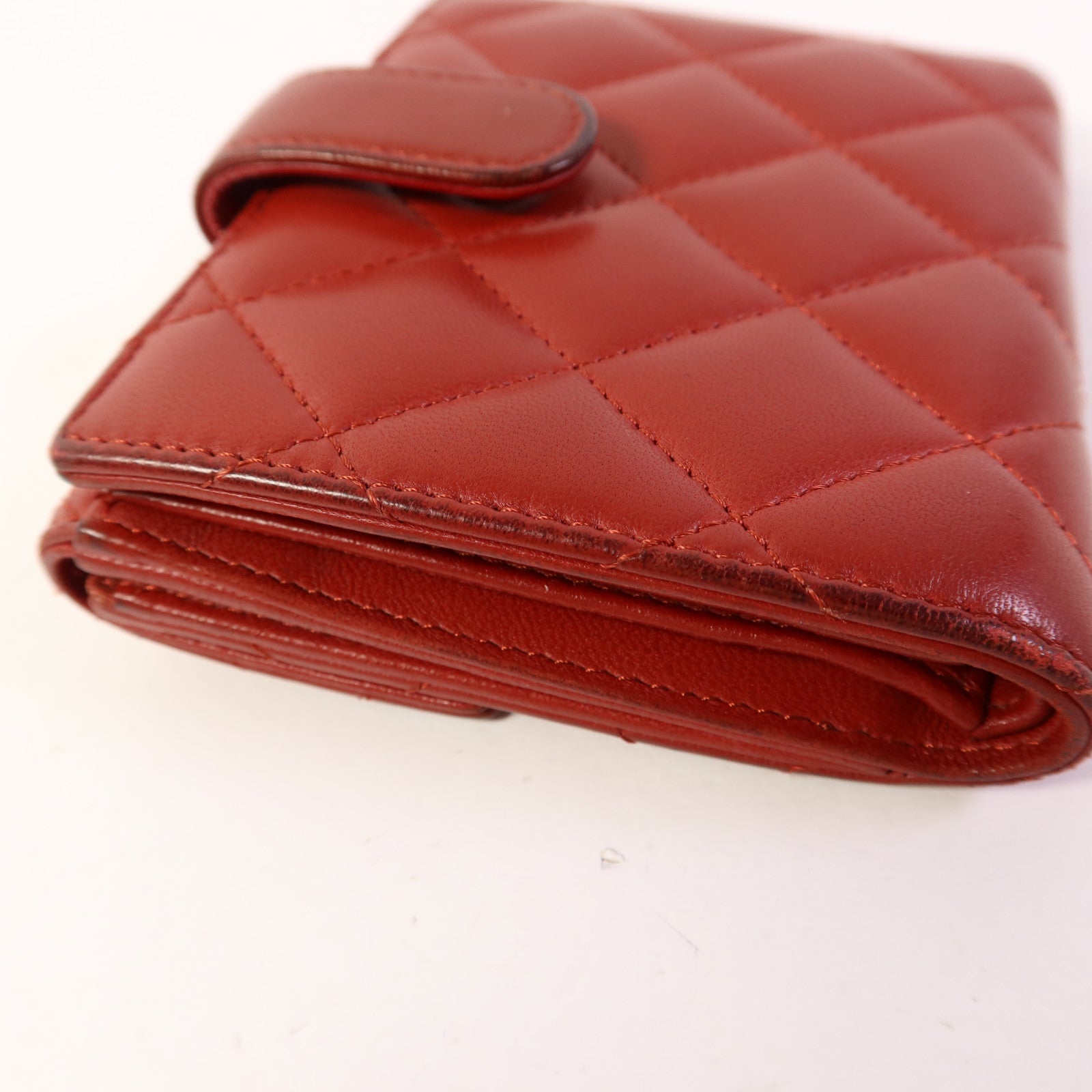 CHANEL 羊皮皮革Bifold Wallet銀扣錢包