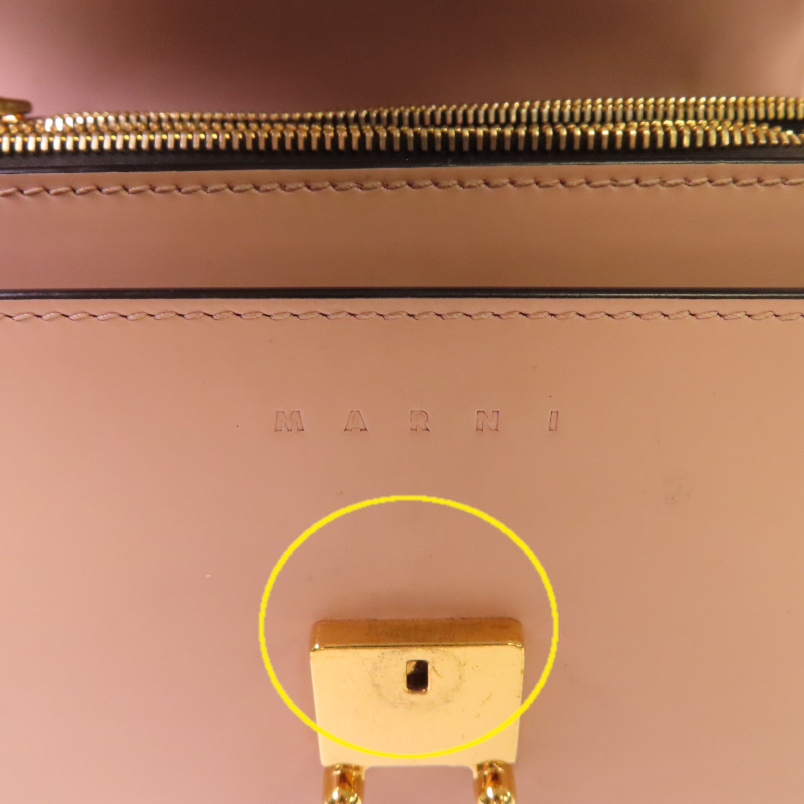 MARNI 牛皮皮革Shoulder Bag金扣肩背袋粉紅色