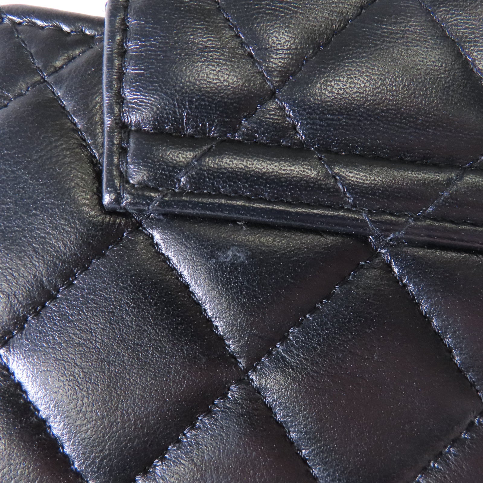 CHANEL 菱格羊皮皮革Chain Shoulder金扣鏈帶肩背袋黑色