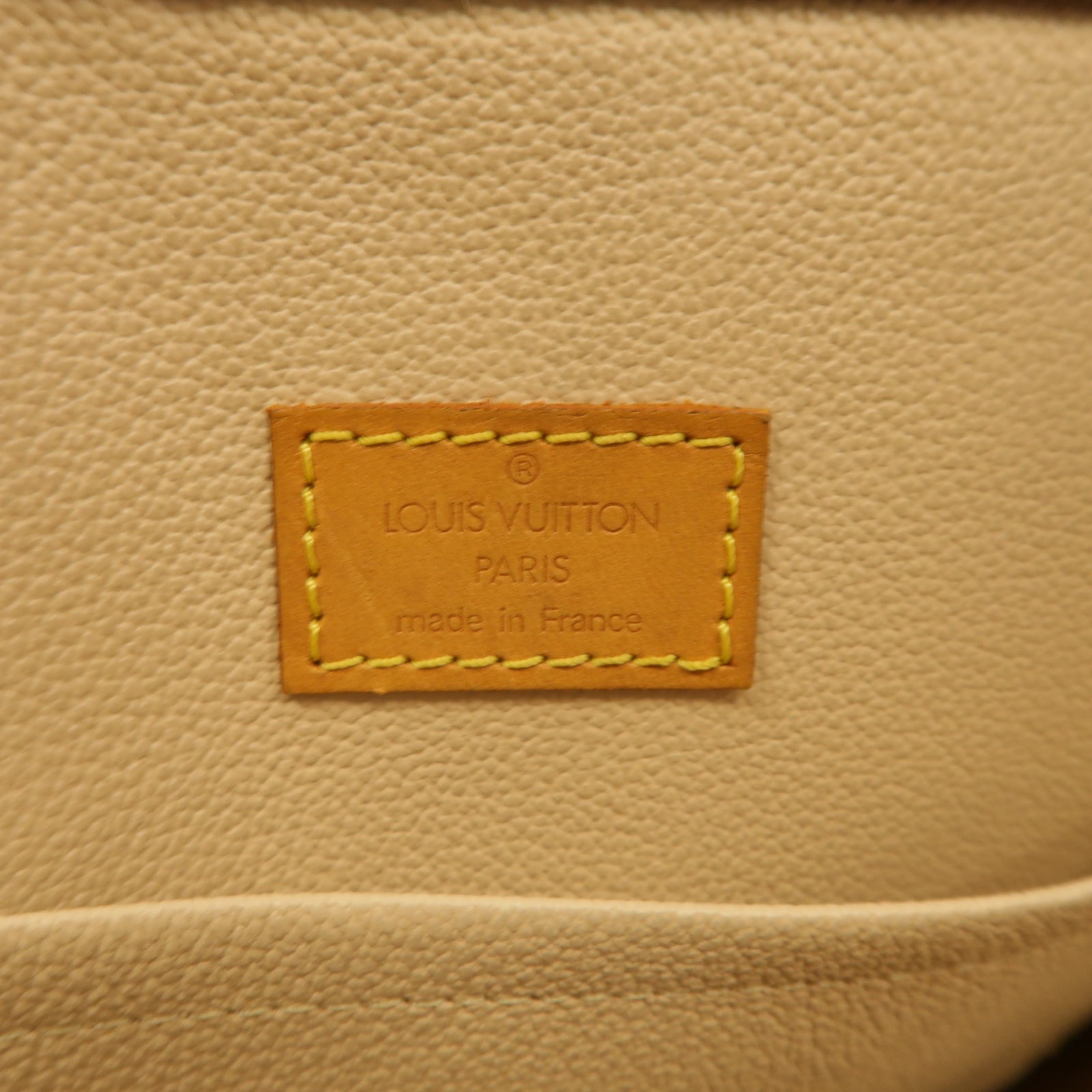LOUIS VUITTON Monogram Sac Plat金扣手挽袋啡色