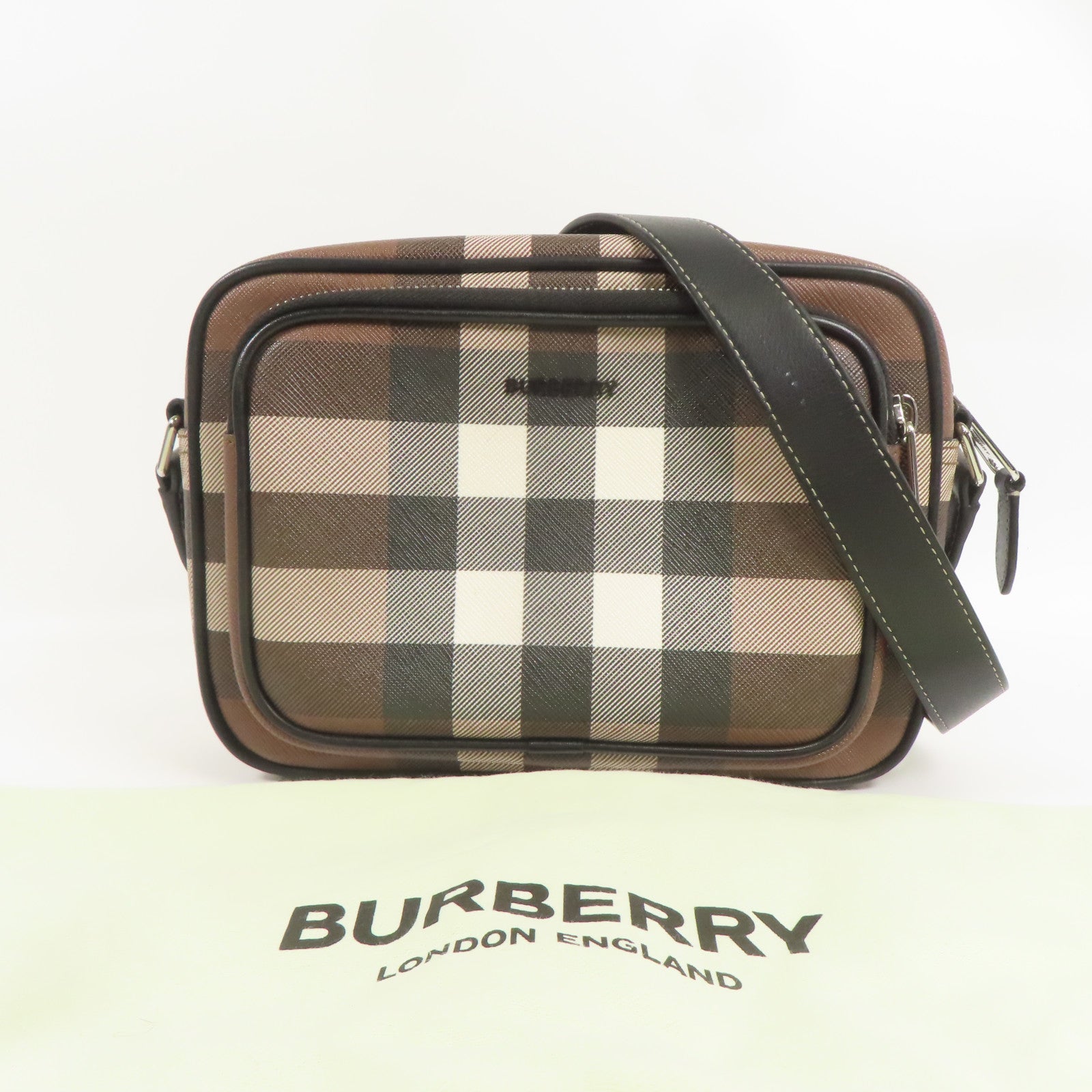BURBERRY 塗層帆布Shoulder Bag銀扣肩背袋