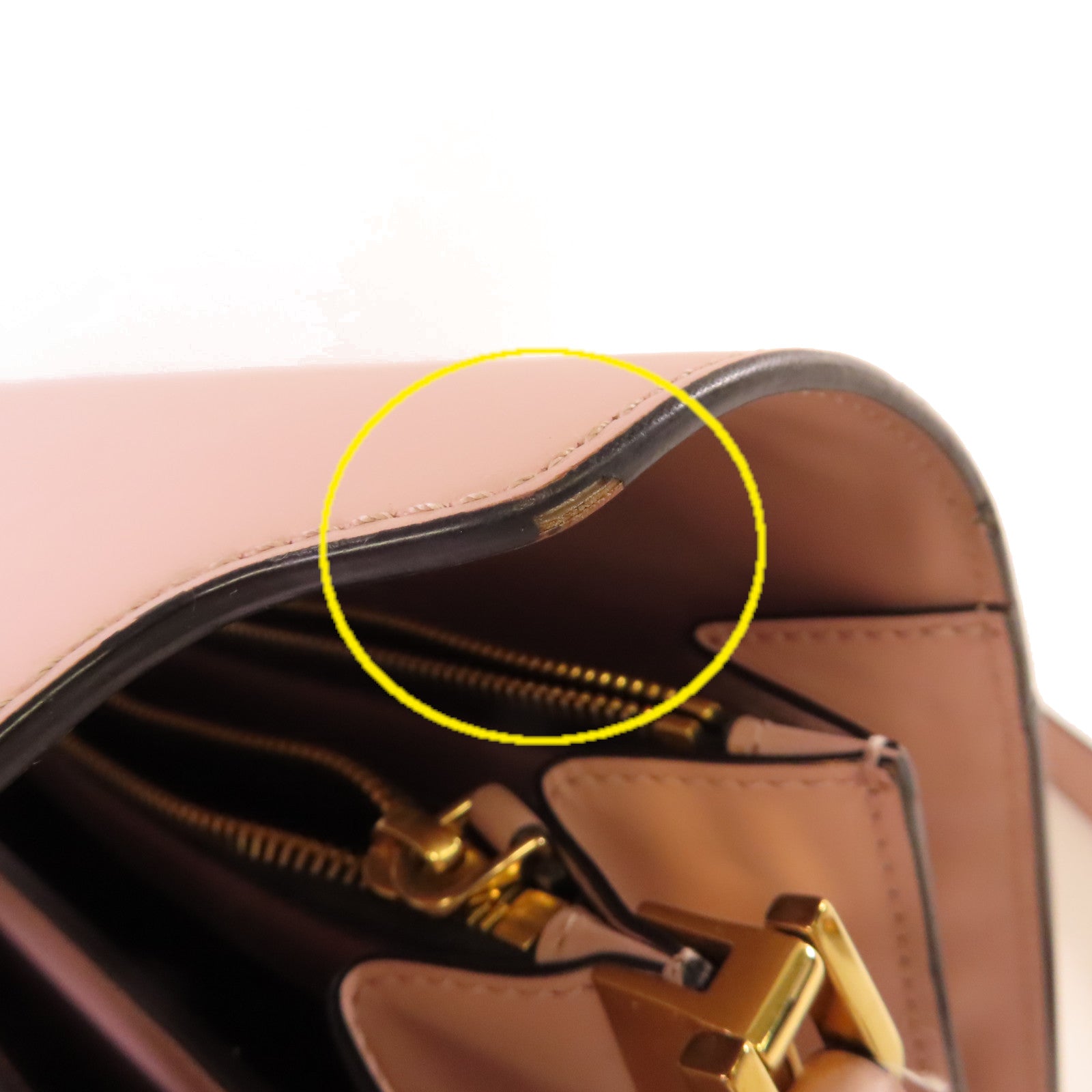 MARNI 牛皮皮革Shoulder Bag金扣肩背袋粉紅色