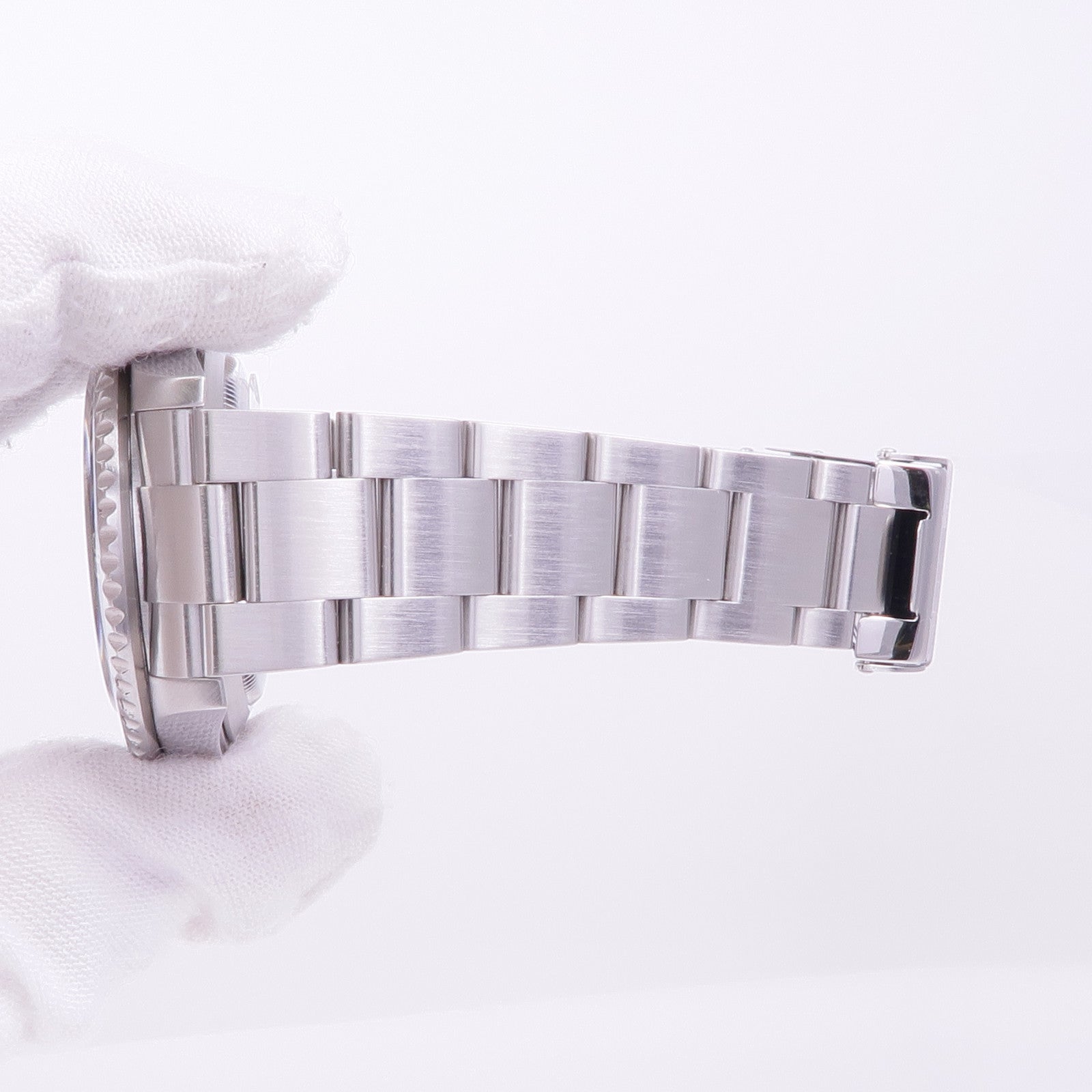 ROLEX Submariner Date 16610LN