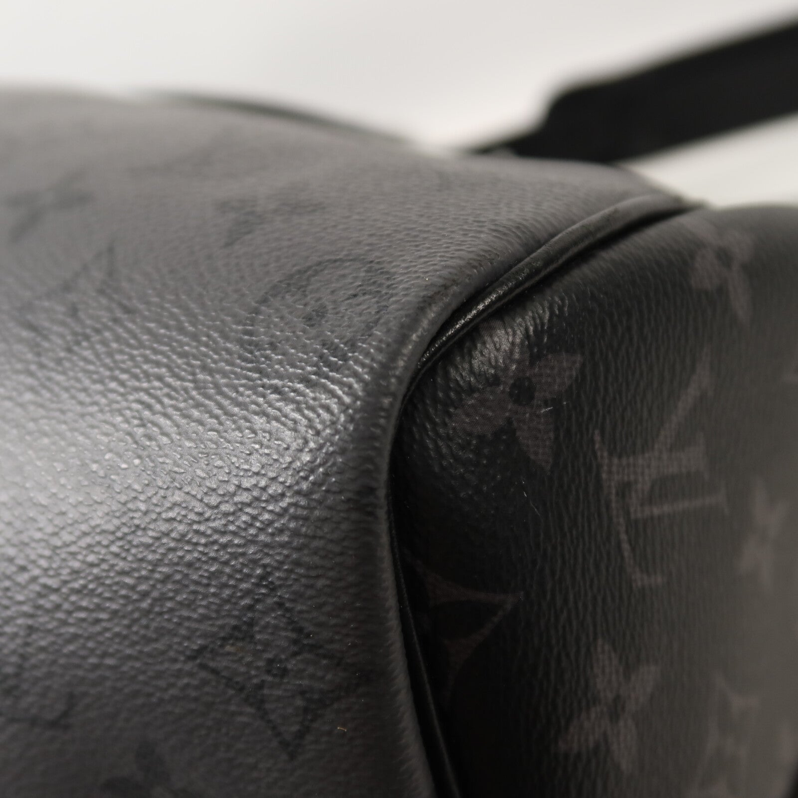 LOUIS VUITTON Monogram Eclipse Keepall Bandoulier手挽肩背兩用袋