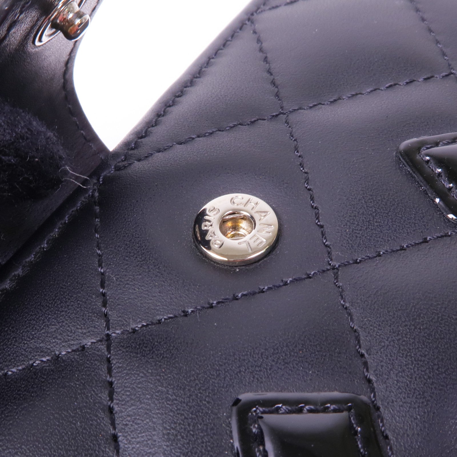 CHANEL 牛皮皮革Cambon Wallet銀扣錢包