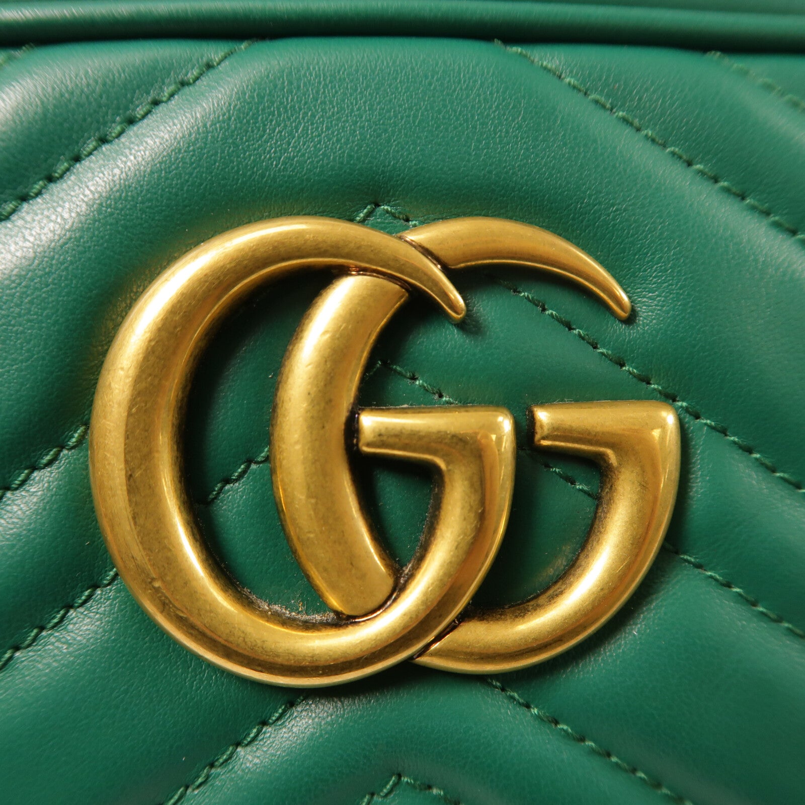GUCCI 牛皮皮革GG Marmont金扣鏈帶肩背袋