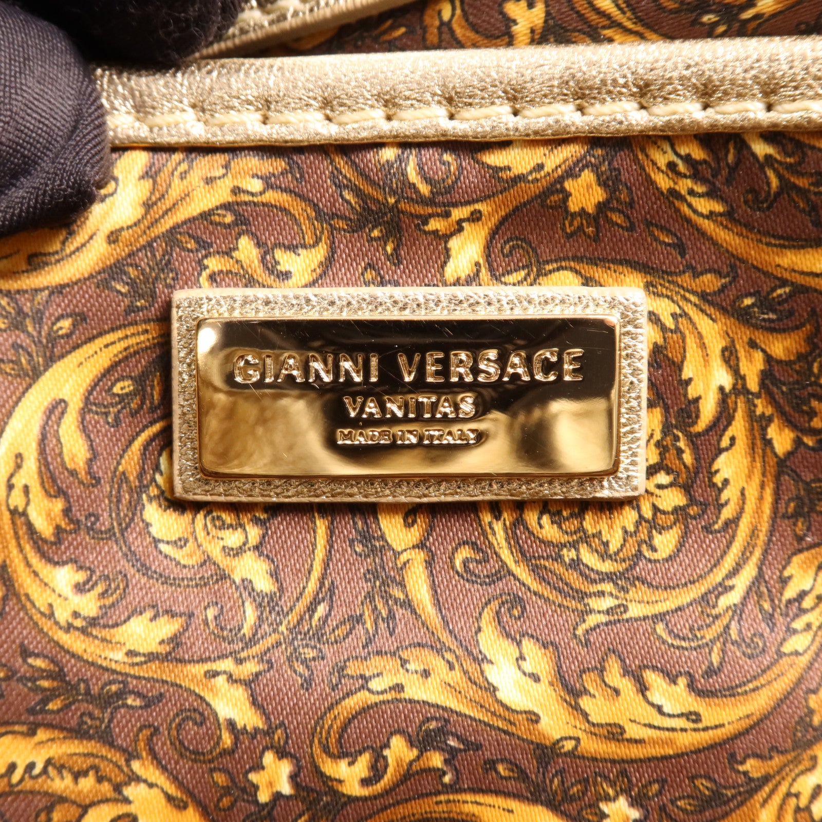 VERSACE 牛皮皮革Shoulder Bag金扣肩背袋