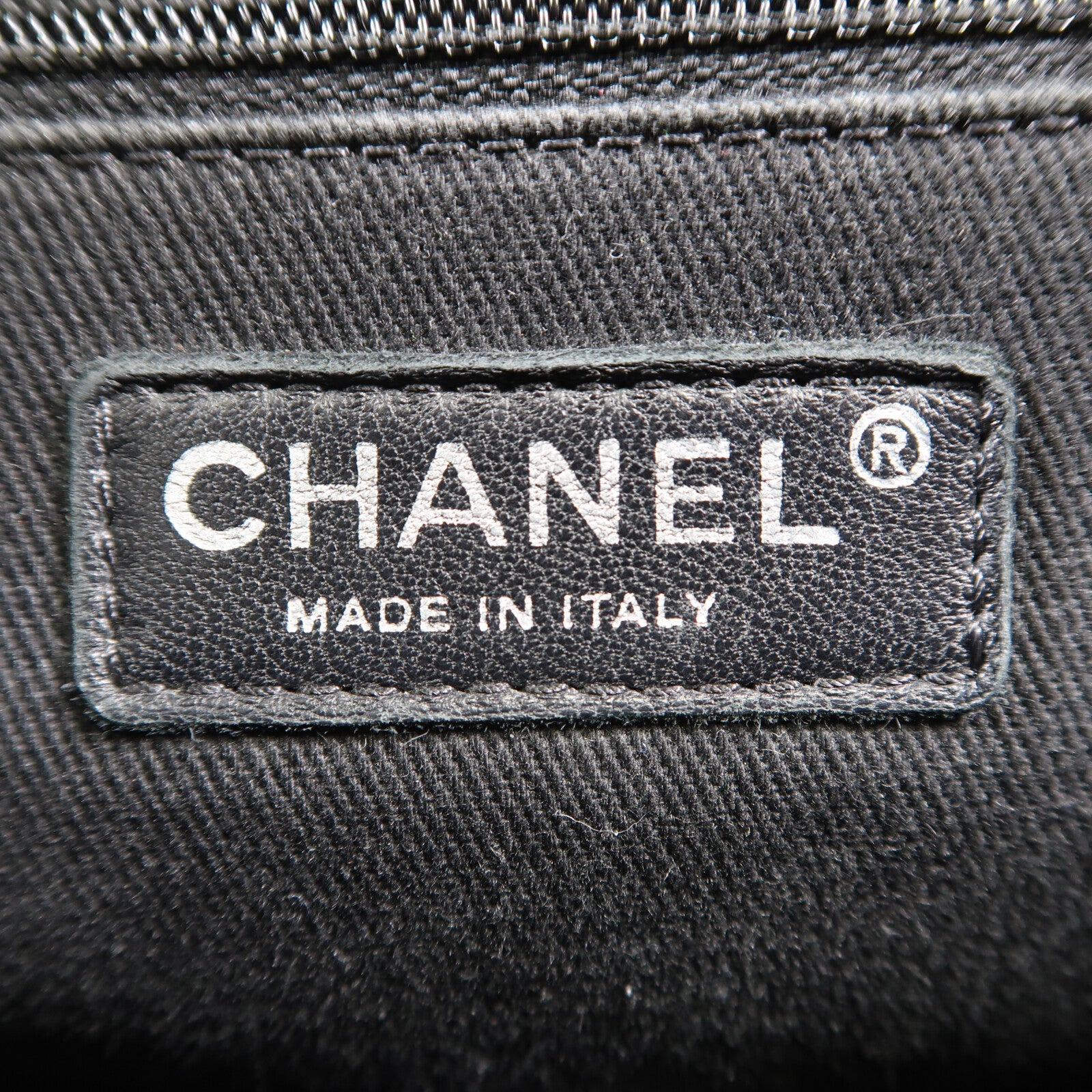 CHANEL 牛皮皮革Shoulder Bag銀扣鏈帶肩背袋