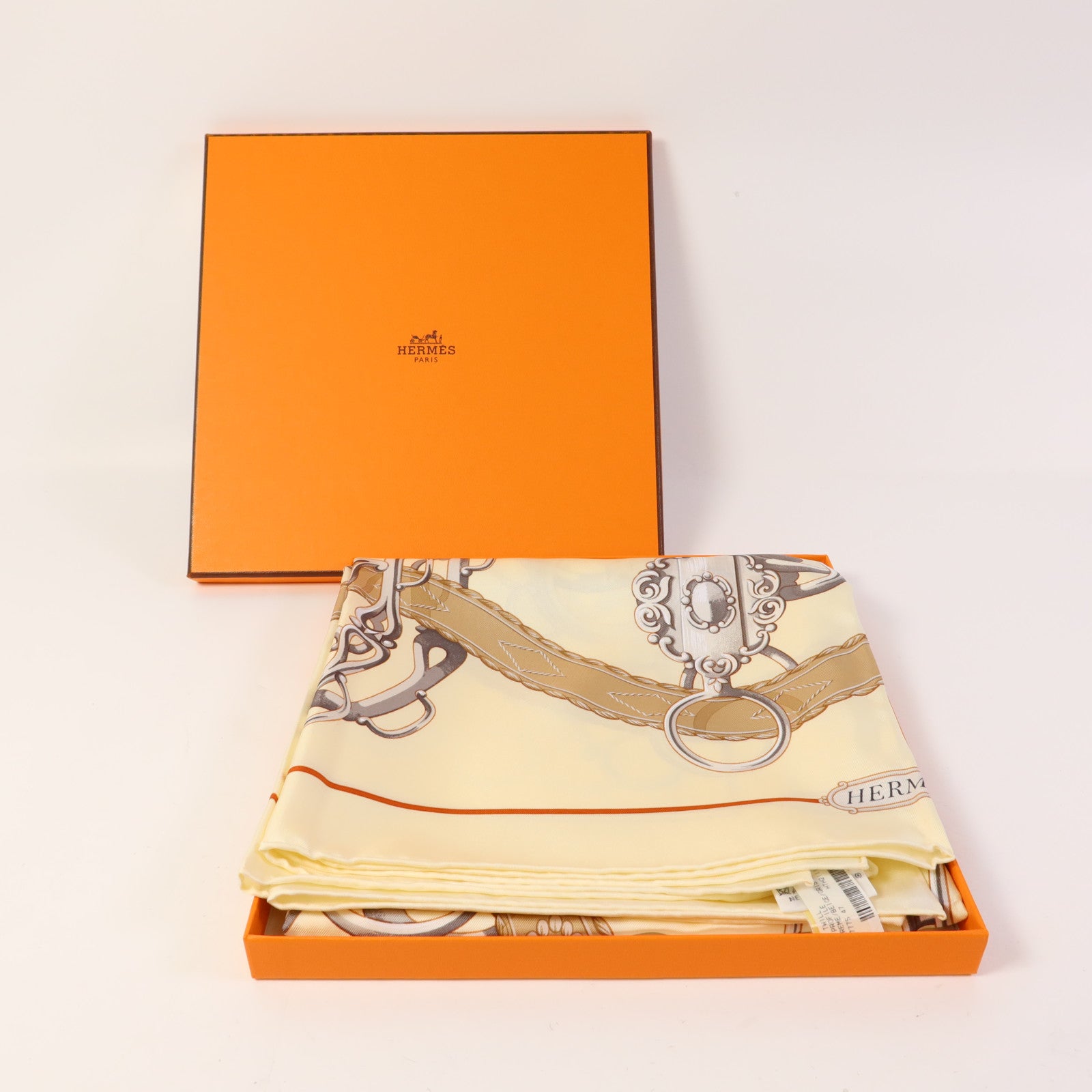 HERMES 絲質Scarf 90X90絲巾Brown/White/Beige