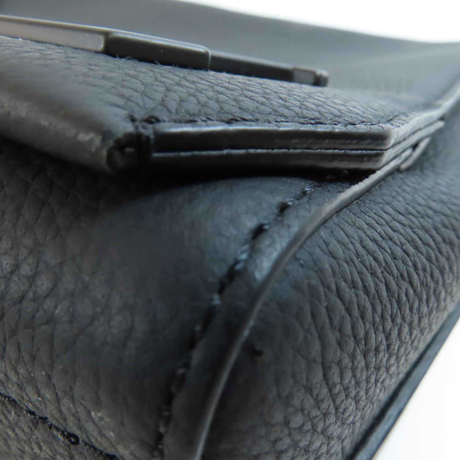 LOUIS VUITTON 牛皮皮革Takeoff Messenger肩背袋