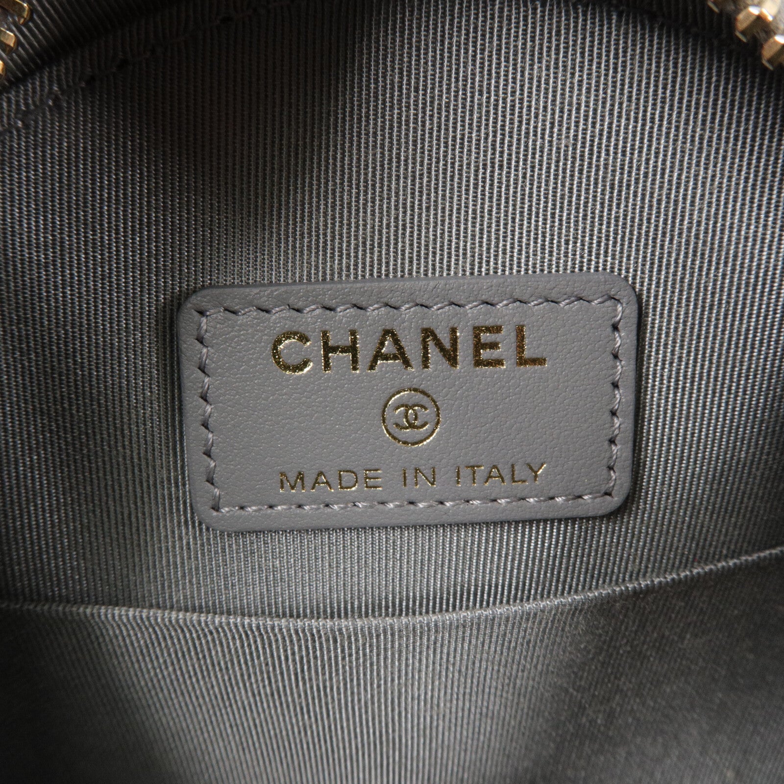 CHANEL 牛皮皮革Round Clutch With Chain鏈帶肩背袋