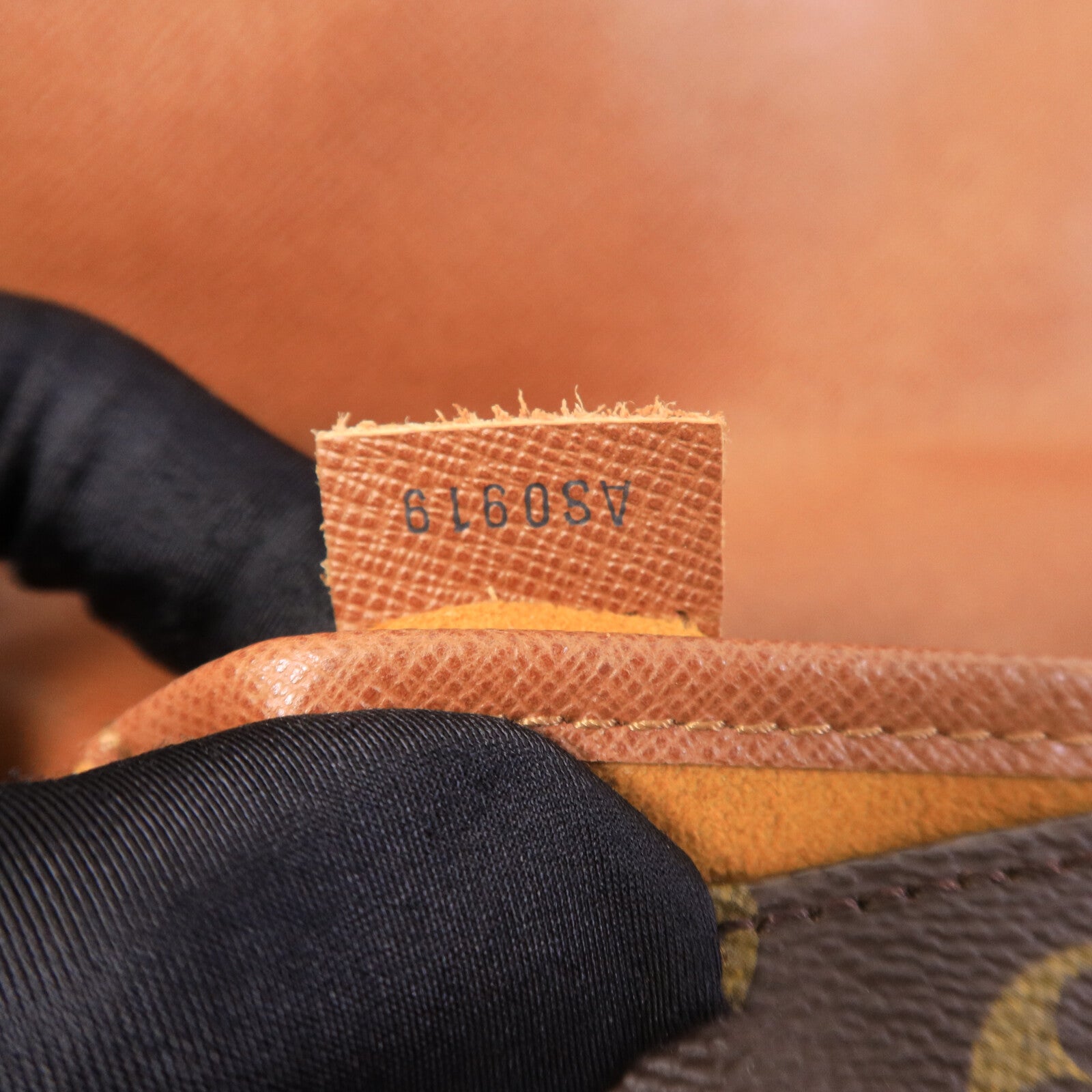 LOUIS VUITTON Monogram Musette Salsa Short金扣肩背袋