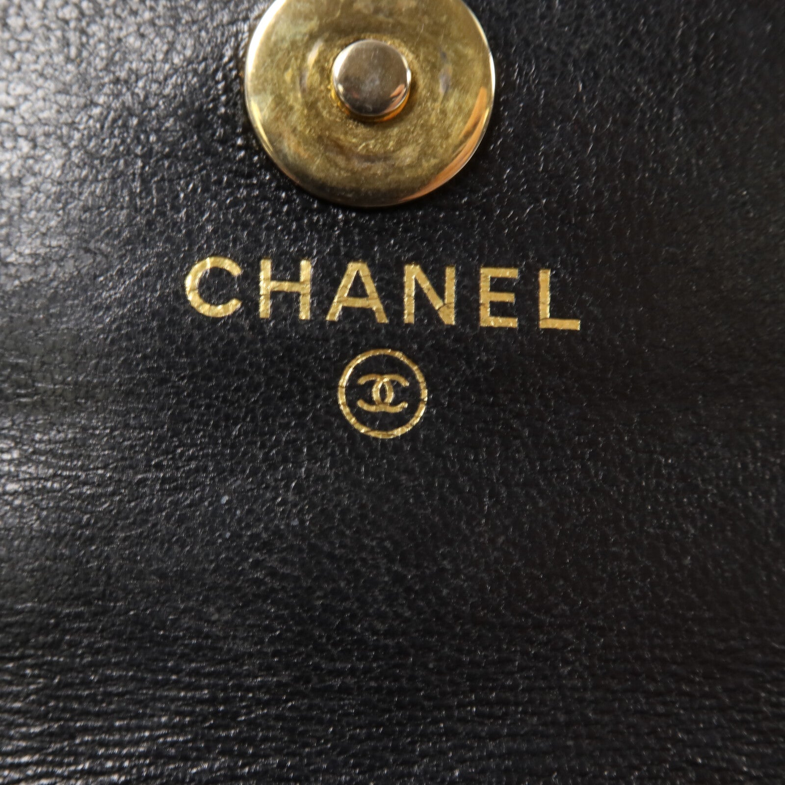 CHANEL 羊皮皮革Pearl Crush Waist Bag鏈帶肩背袋