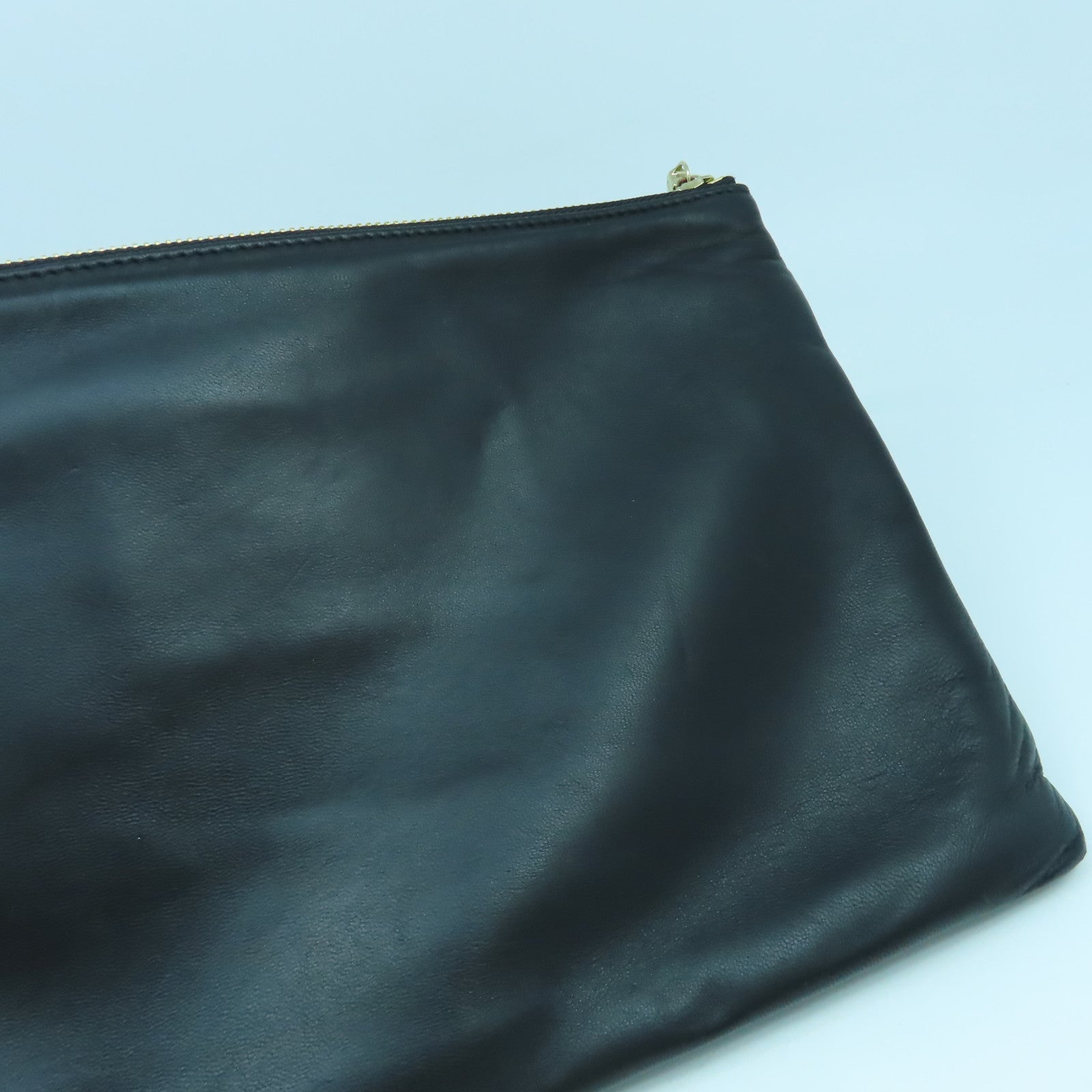 Salvatore Ferragamo 【激減優惠】牛皮皮革Clutch Bag金扣手拿包黑色