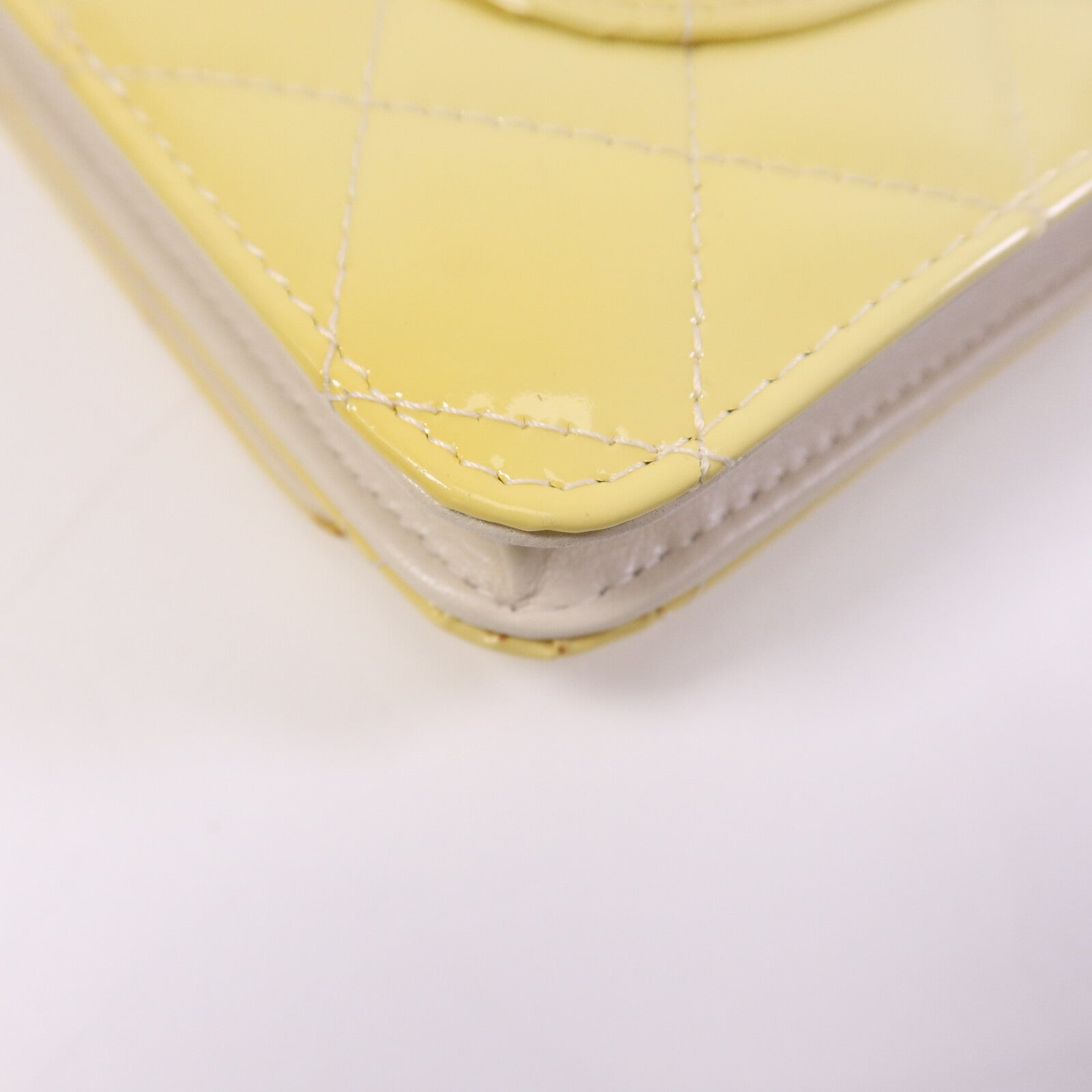 CHANEL 漆皮皮革WOC Wallet On Chain銀扣鏈帶肩背袋