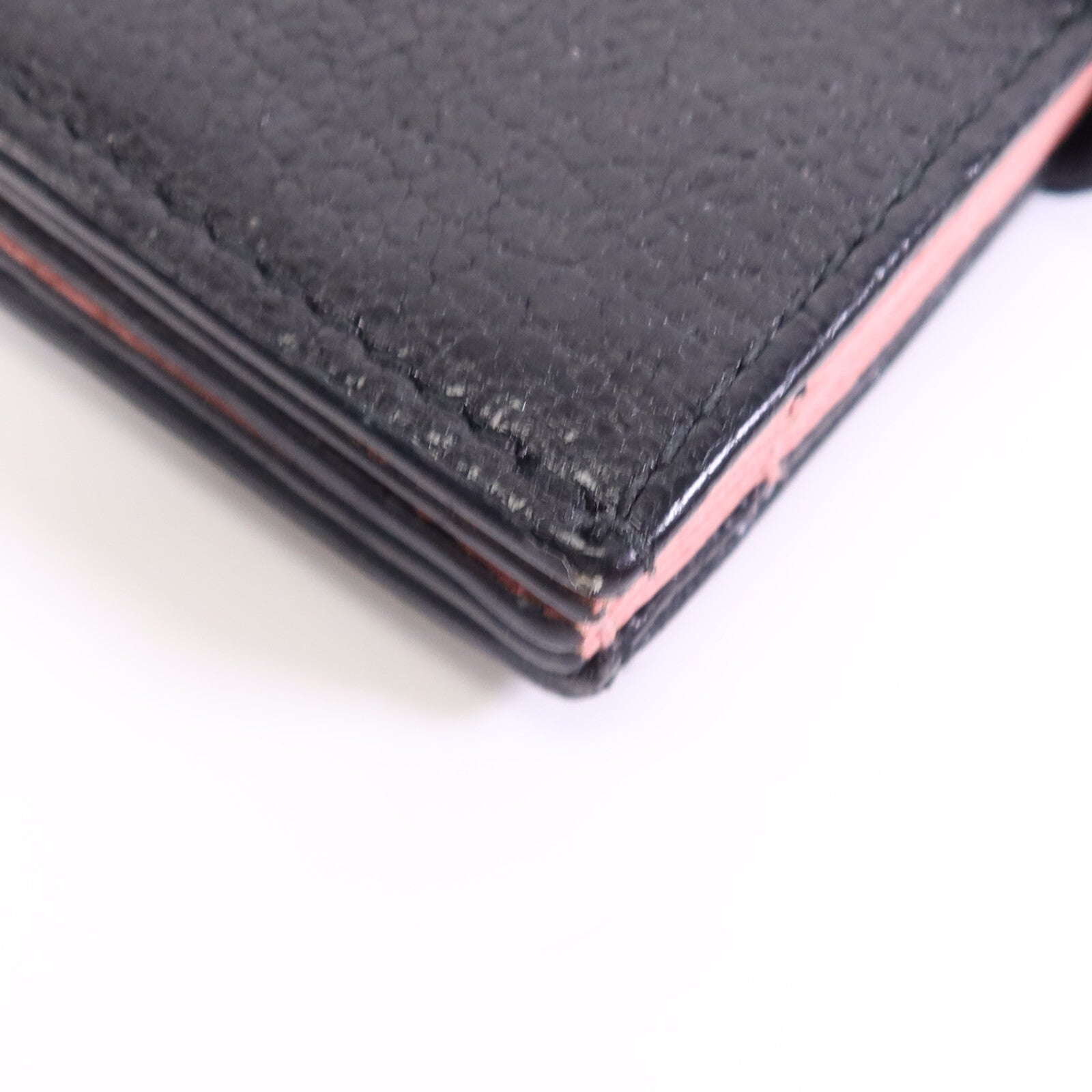 Miu Miu 牛皮皮革Card Case金扣卡片套