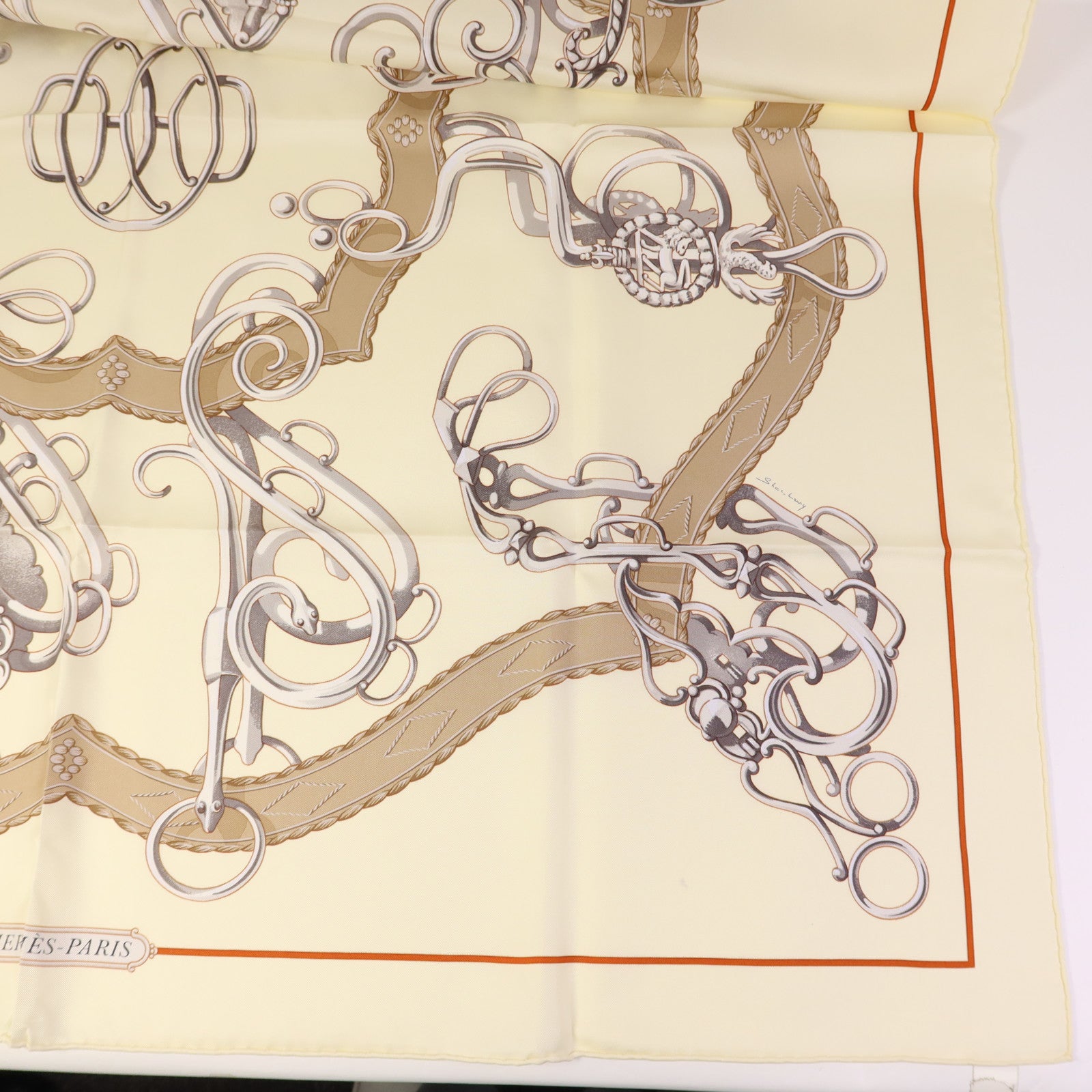 HERMES 絲質Scarf 90X90絲巾Brown/White/Beige