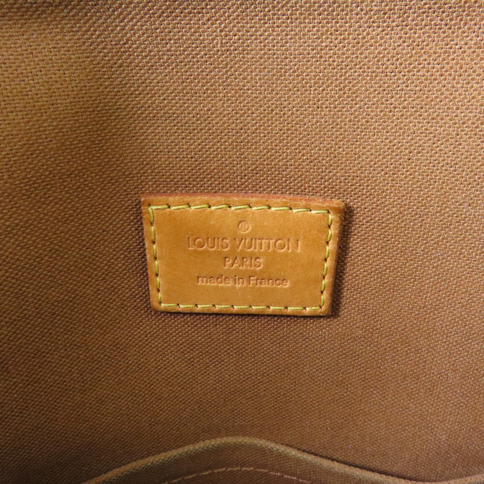 LOUIS VUITTON 【激減優惠】Monogram Beaubourg金扣手挽袋啡色