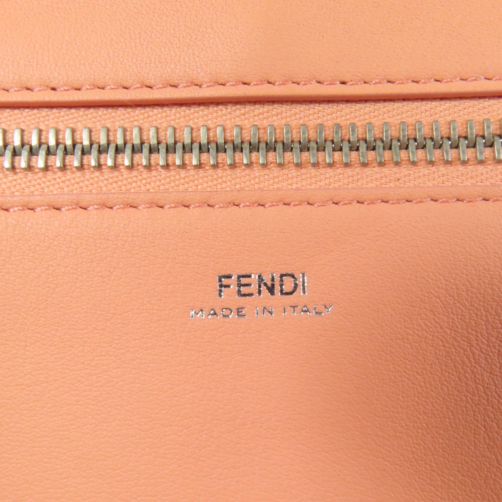 FENDI 牛皮皮革Dotcom銀扣手挽肩背兩用袋