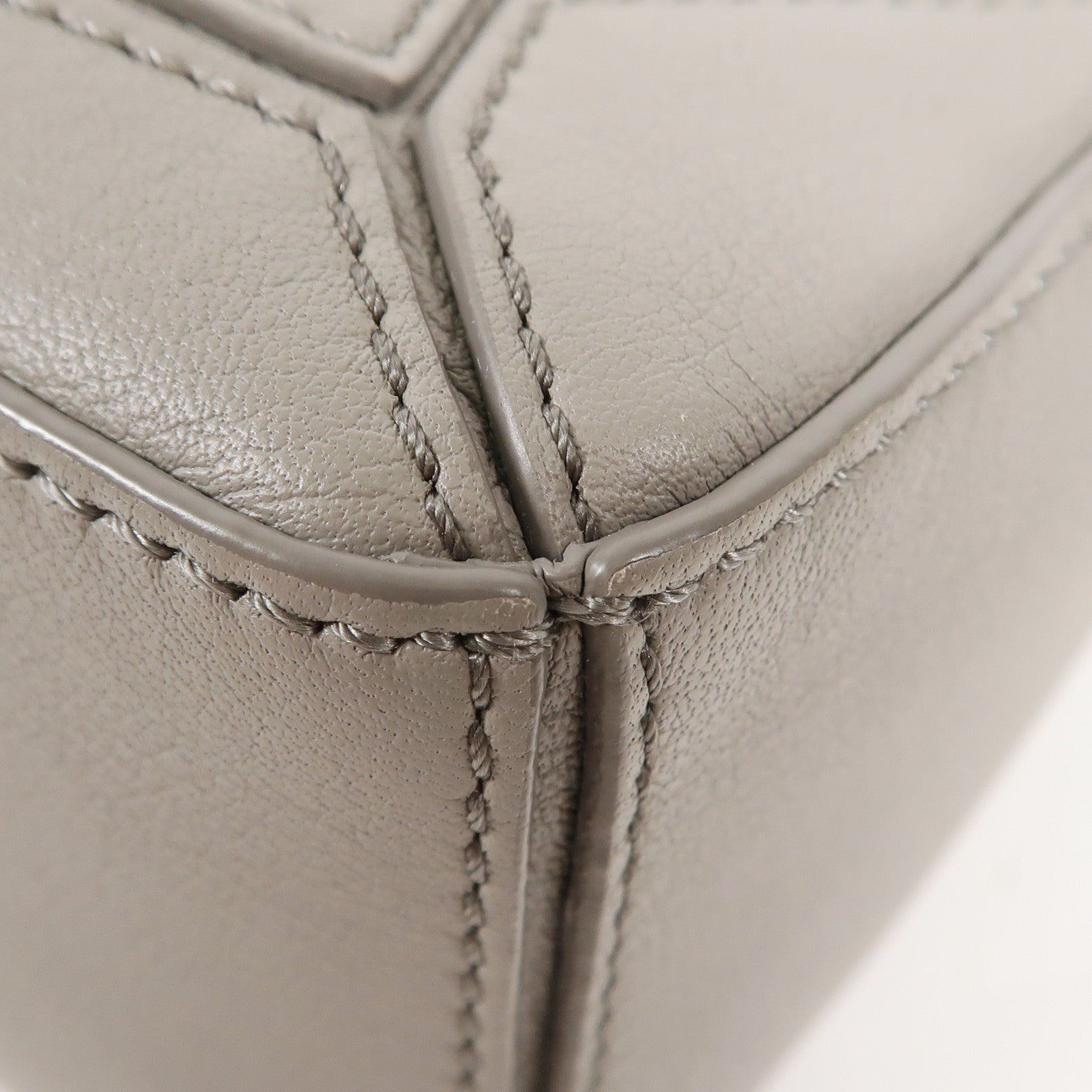 LOEWE 牛皮皮革Mini Puzzle銀扣手挽肩背兩用袋
