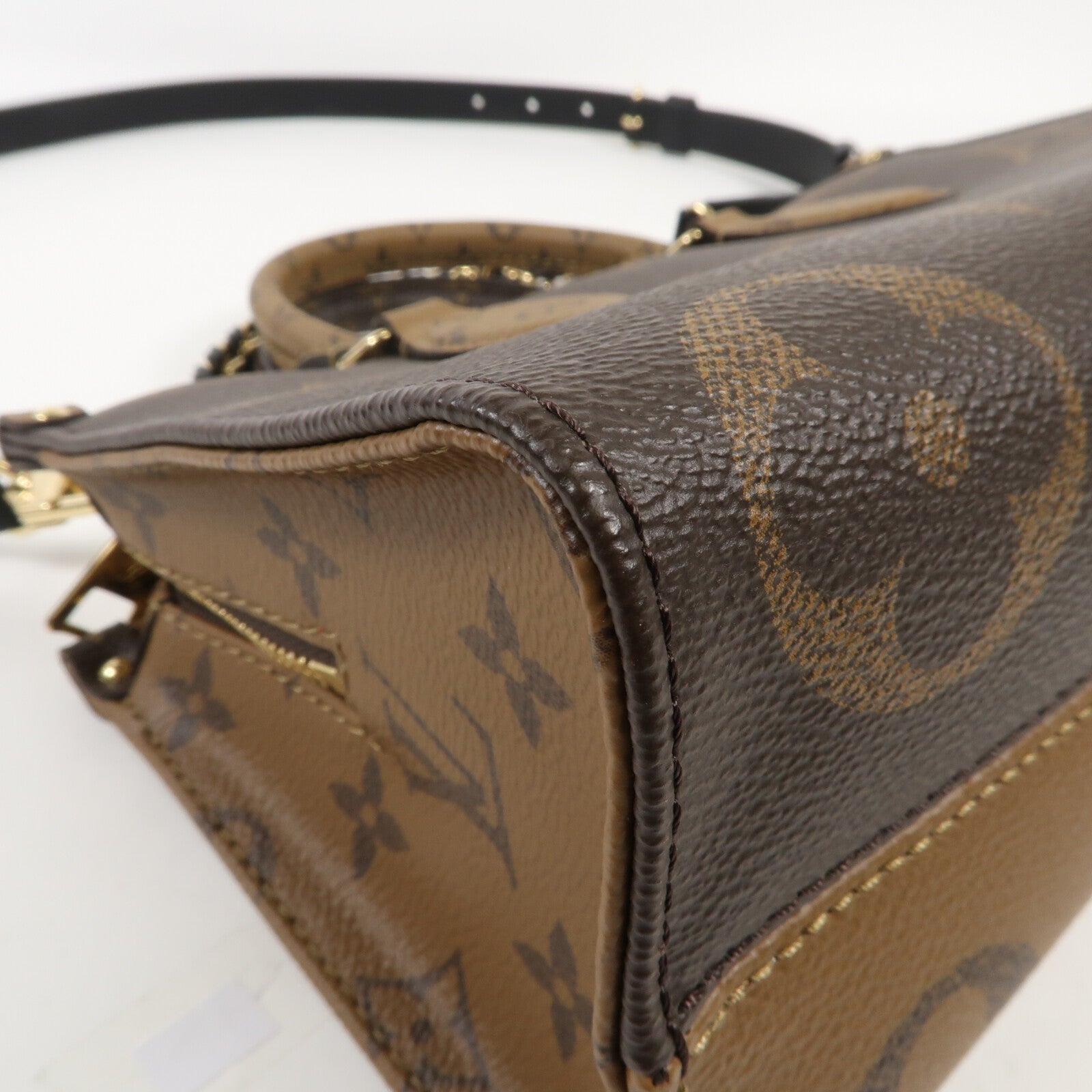 LOUIS VUITTON Monogram On The Go East West Chain金扣手挽肩背兩用袋