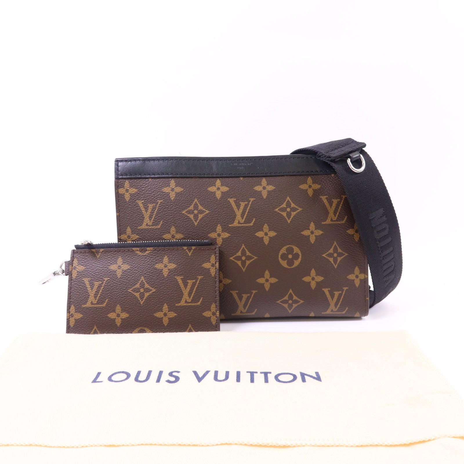 LOUIS VUITTON Monogram Macassar Gaston Wearable Wallet銀扣肩背袋