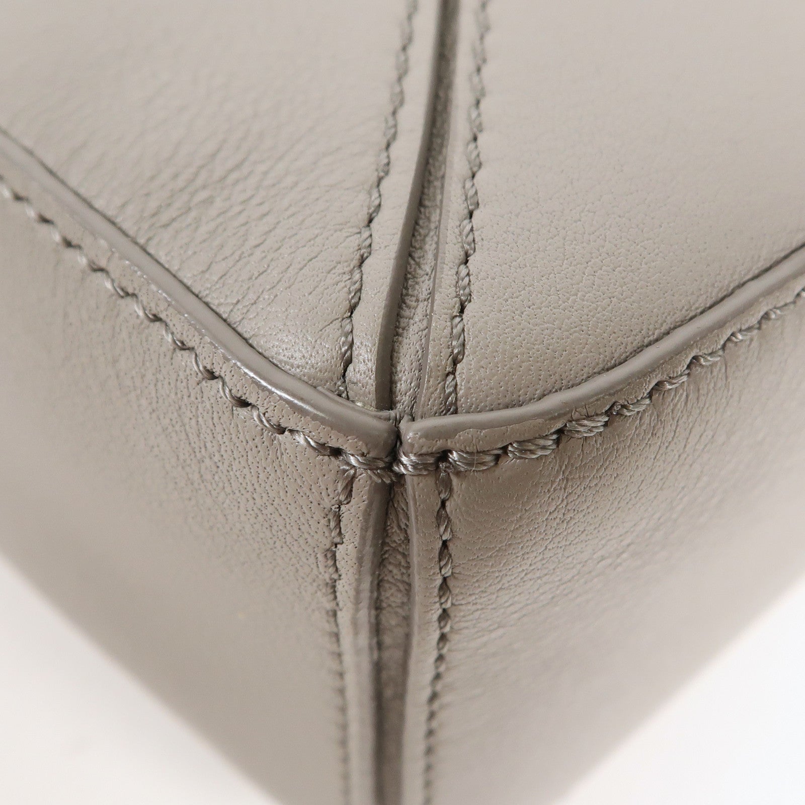 LOEWE 牛皮皮革Mini Puzzle銀扣手挽肩背兩用袋