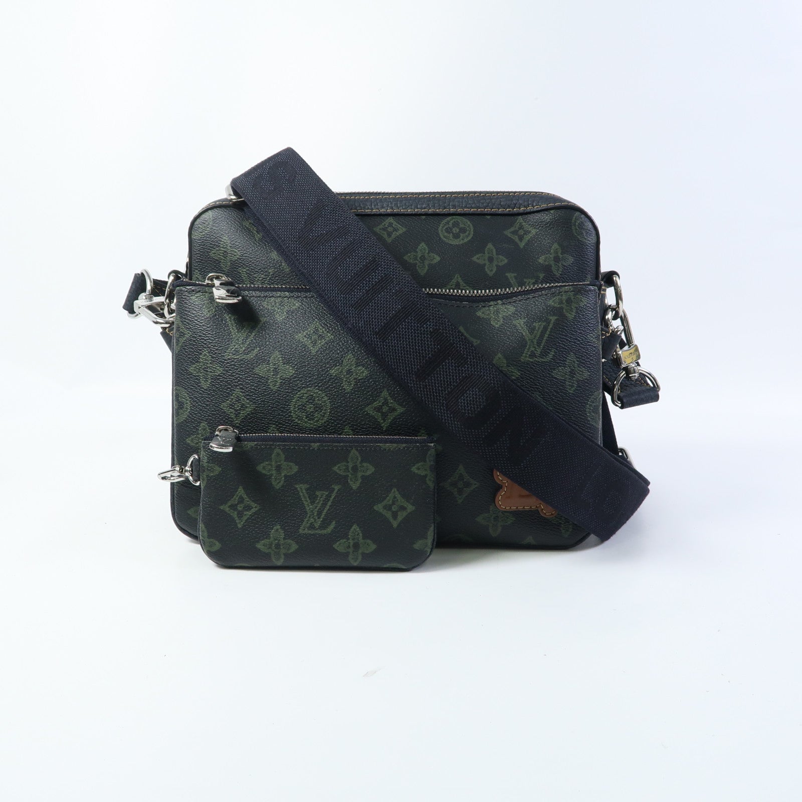 LOUIS VUITTON Monogram Trio Messenger銀扣肩背袋