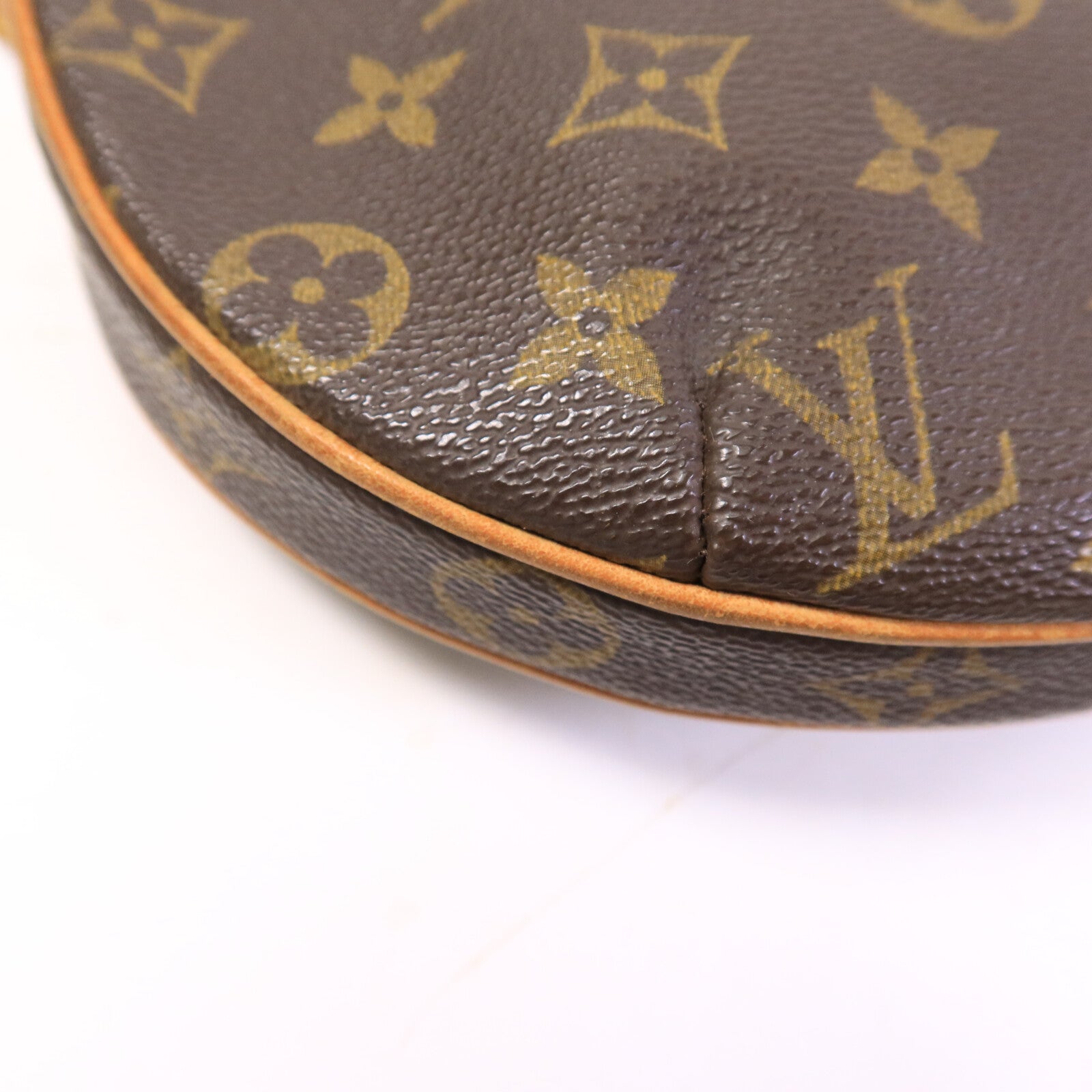 LOUIS VUITTON Monogram Pochette Croissant金扣肩背袋棕色