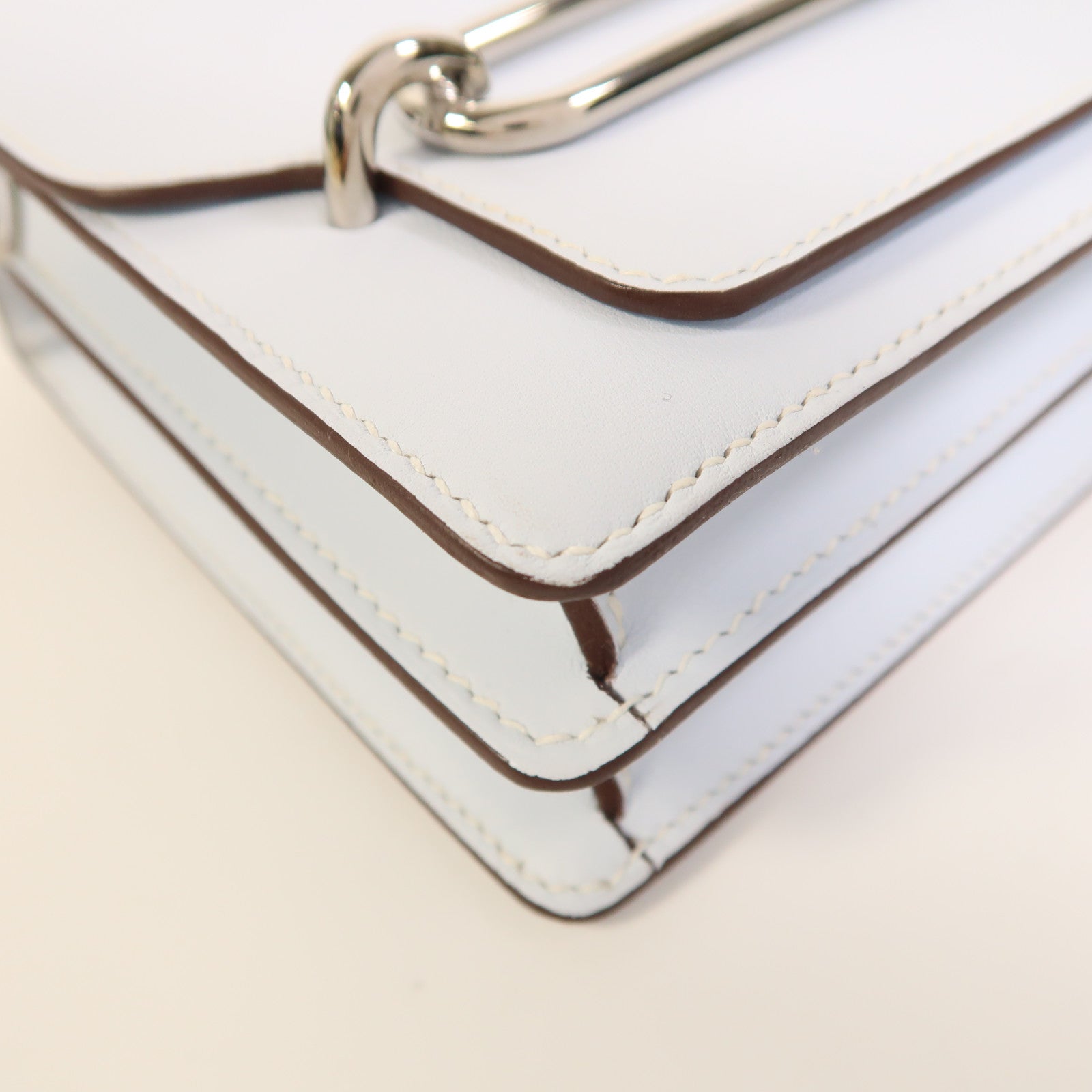 HERMES Swift皮革Roulis Mini銀扣肩背袋Bleu Brume