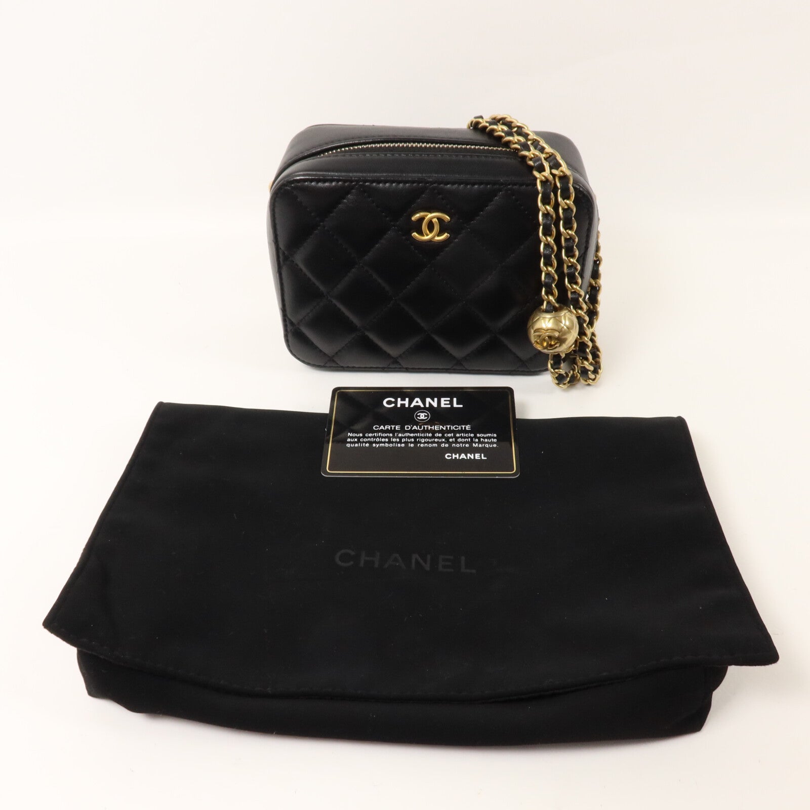 CHANEL 羊皮皮革Mini Camera Bag With Gold Ball鏈帶肩背袋