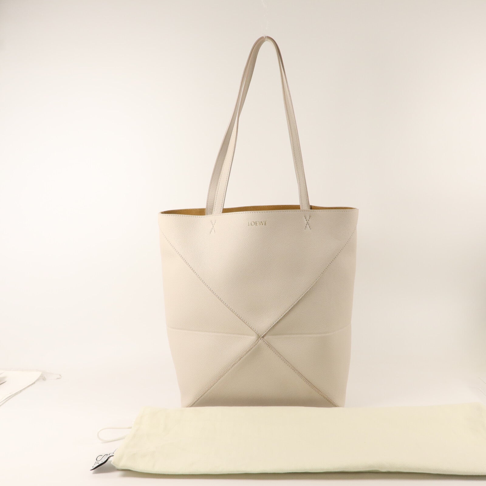 LOEWE 牛皮皮革Puzzle Fold Tote Medium手挽袋