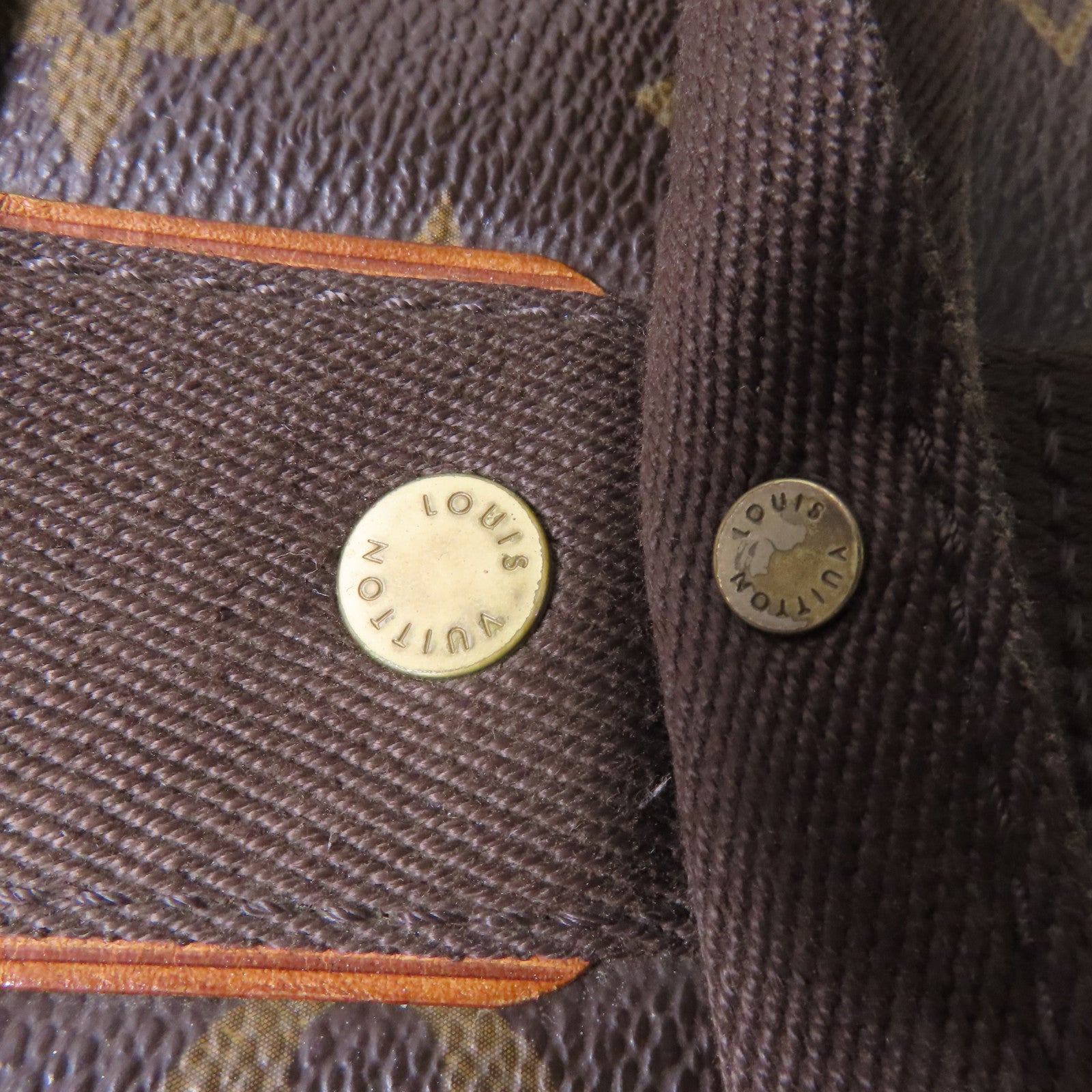 LOUIS VUITTON 【激減優惠】Monogram Beaubourg金扣手挽袋啡色