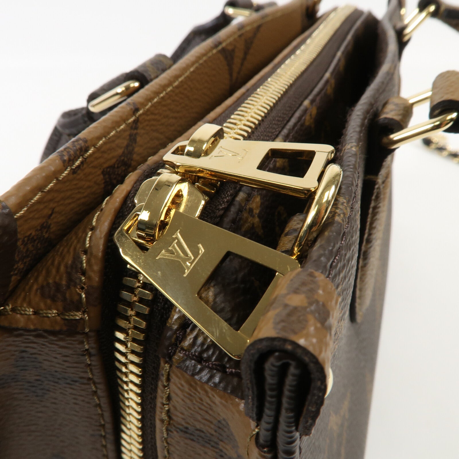 LOUIS VUITTON Monogram On The Go East West Chain金扣手挽肩背兩用袋