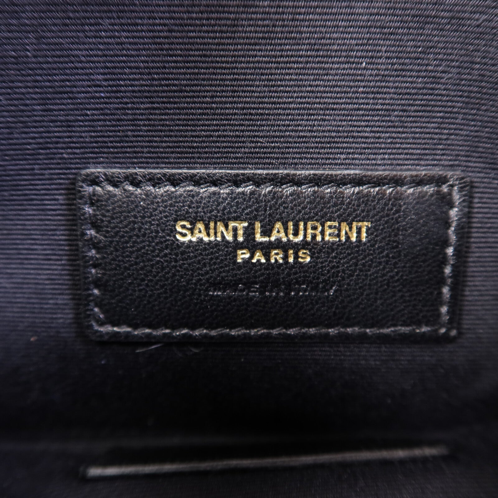 YVES SAINT LAURENT 牛皮皮革Clutch Bag金扣手拿包