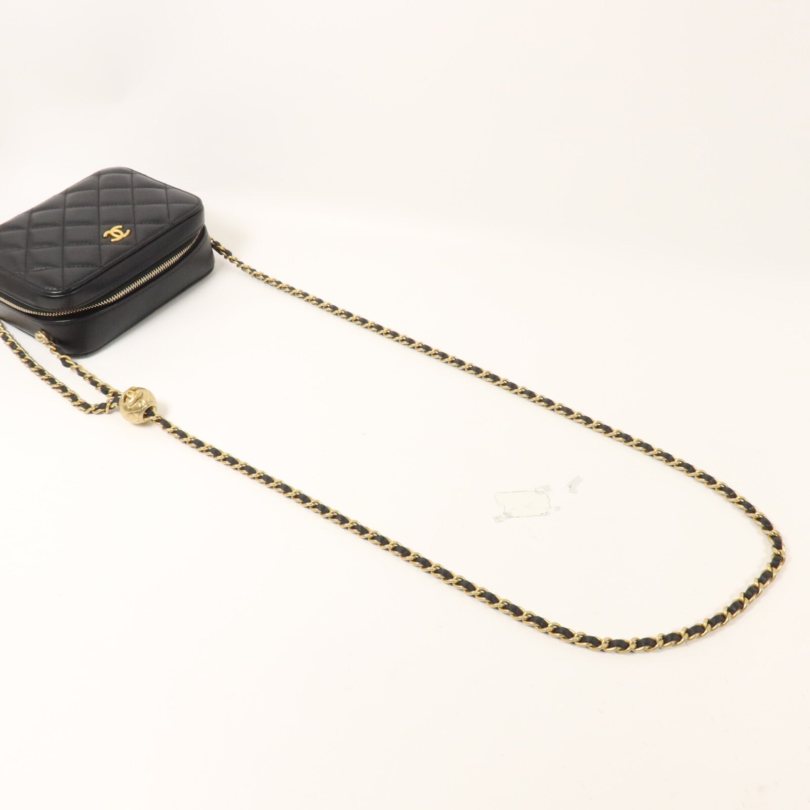CHANEL 羊皮皮革Mini Camera Bag With Gold Ball鏈帶肩背袋